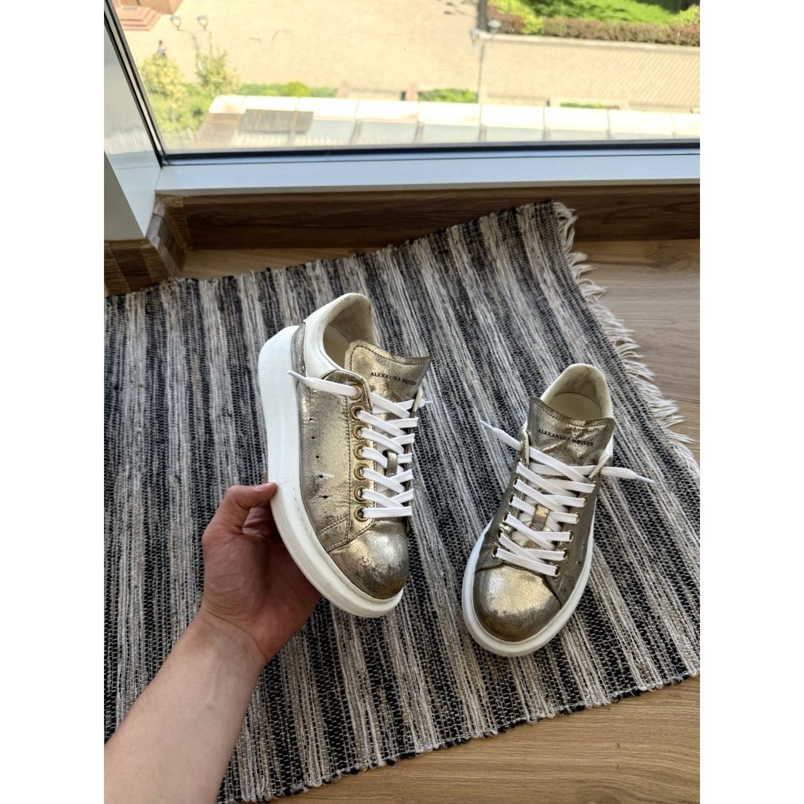 Alexander McQueen ALEXANDER McQUEEN CLUNKY LEATHER SNEAKERS METALLIC USA 7 Pink Logo Vintage Women's Sneaker 90s Hip Hop Skull Stars Avant Garde Size US 7 / IT 37 - 2 Thumbnail