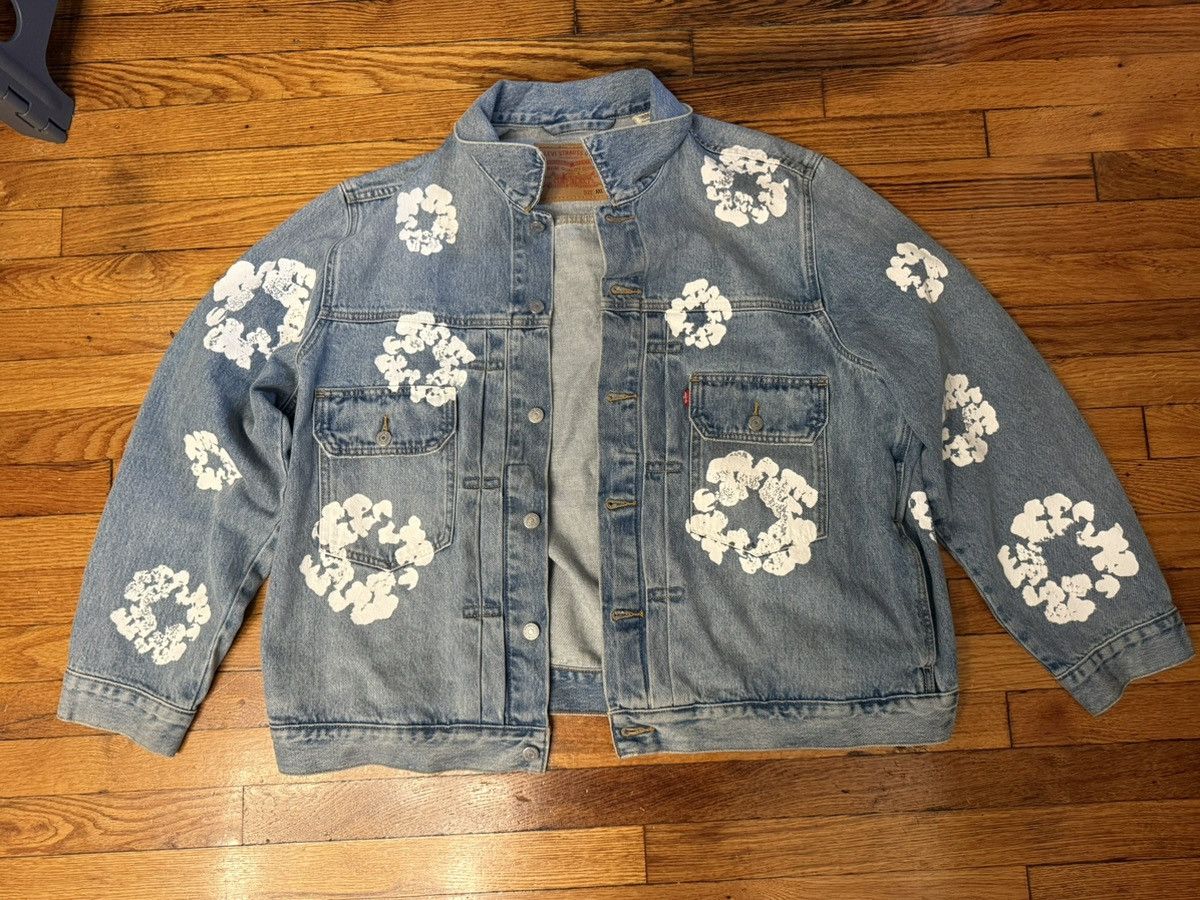 DENIM TEARS × Levi's Denim Tear Cotton Wreath Denim Jacket Size XXL Size US XXL / EU 58 / 5 - 1 Thumbnail