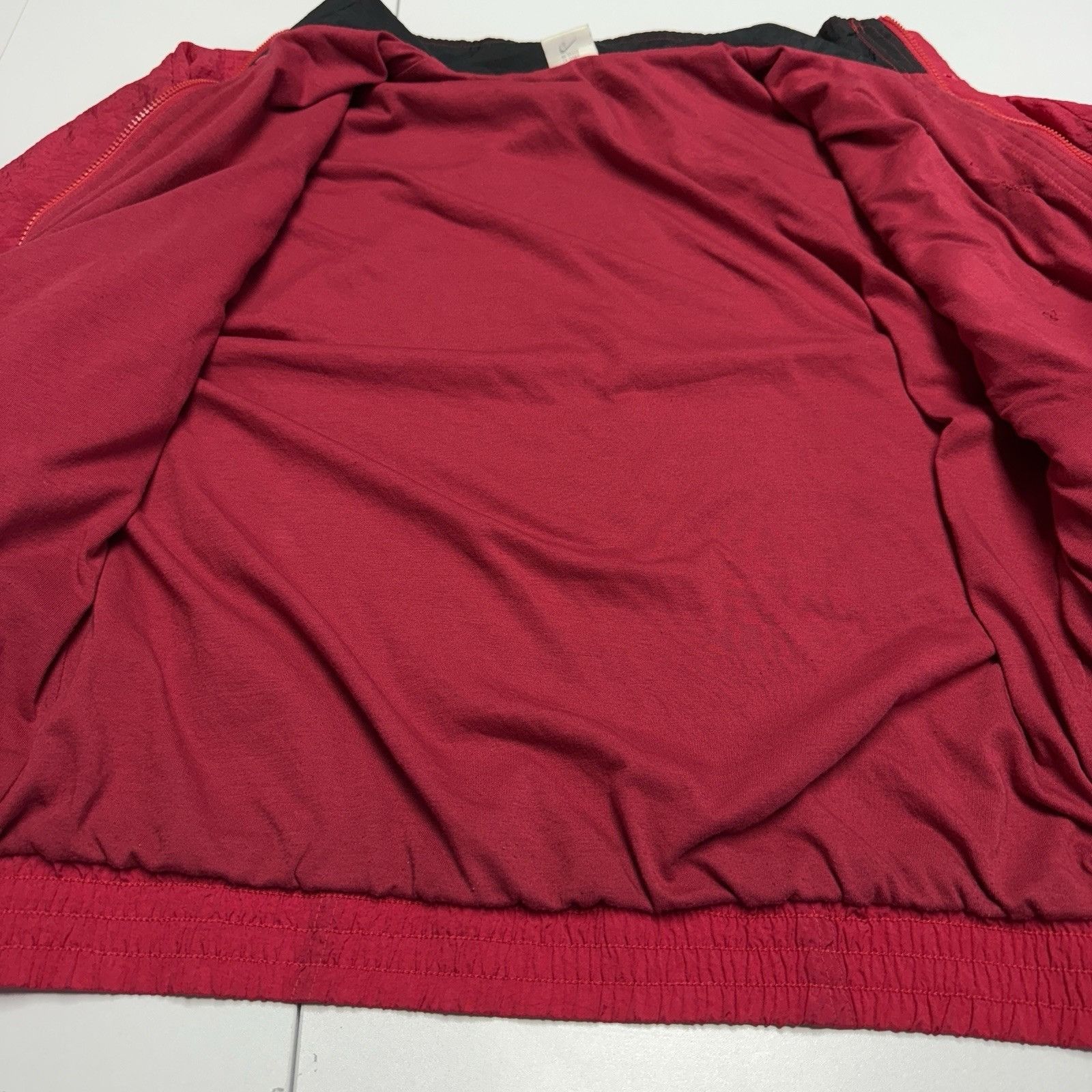Nike Vintage 90s Nike Windbreaker Jacket Mens Small 23x25 Red Ful Size US S / EU 44-46 / 1 - 9 Thumbnail