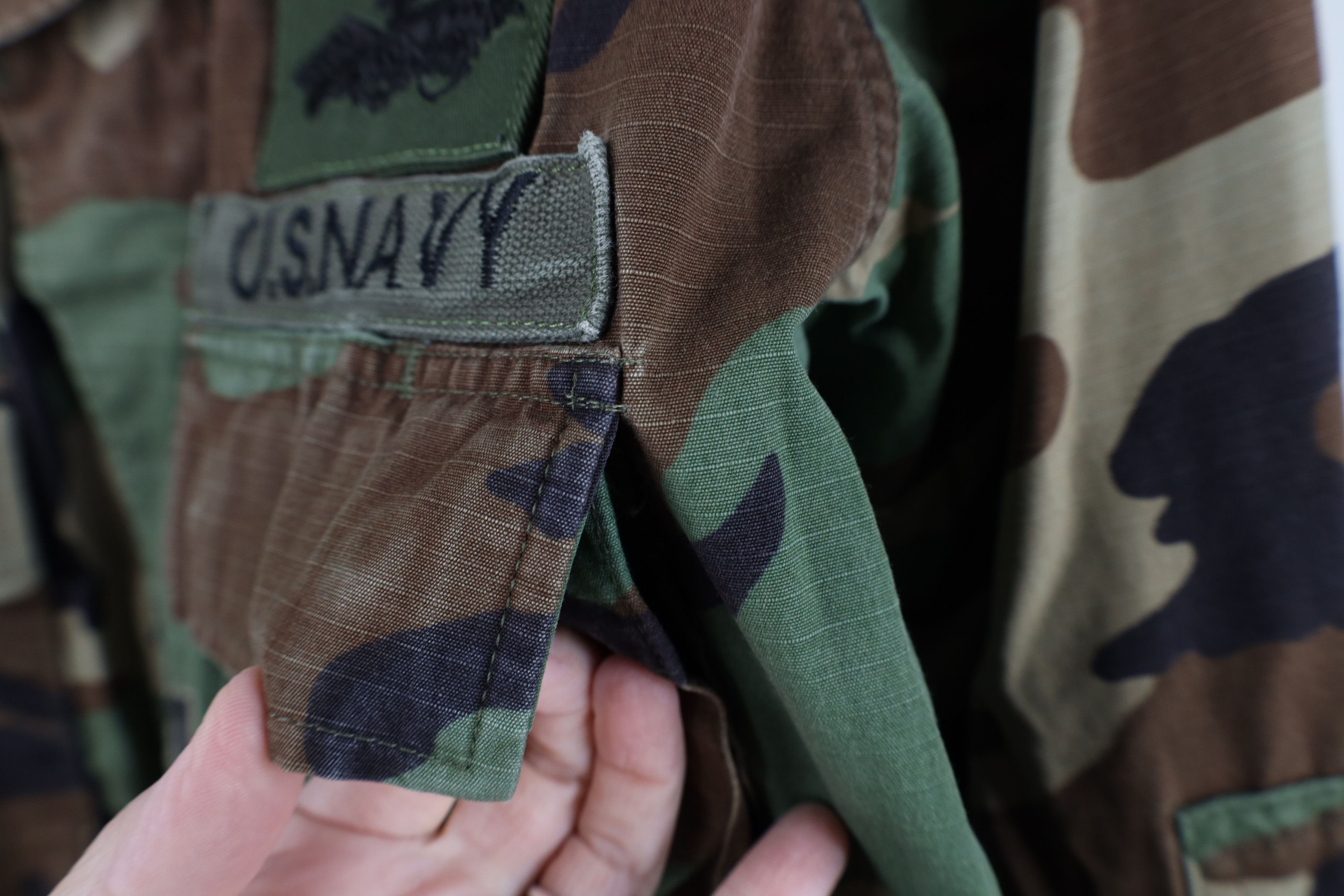Vintage Vintage 90s Hot Weather Camouflage Field Combat Jacket USA Size US S / EU 44-46 / 1 - 4 Thumbnail