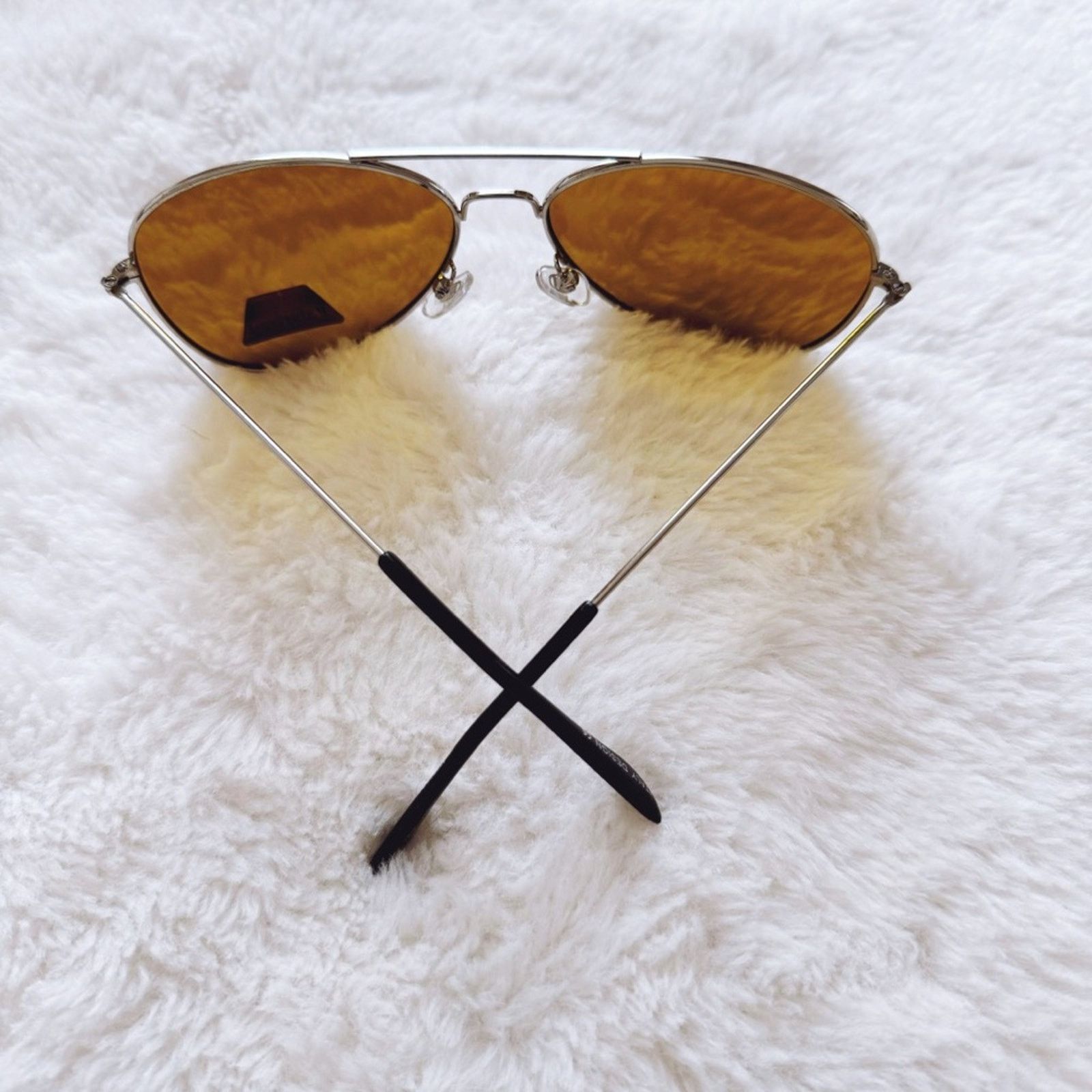 Other Edward Gold with Silver Rims Polarized Aviator Sunglasses Size ONE SIZE - 10 Thumbnail