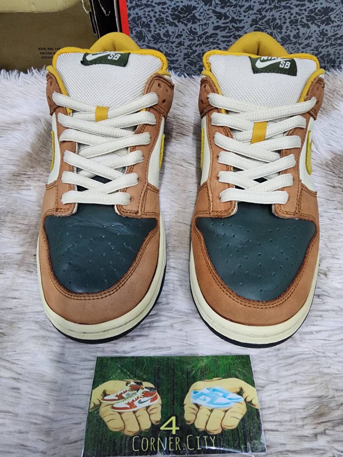 Nike Nike Sb Dunk Low Vapour Mineral Yellow Size US 9 / EU 42 - 2 Thumbnail