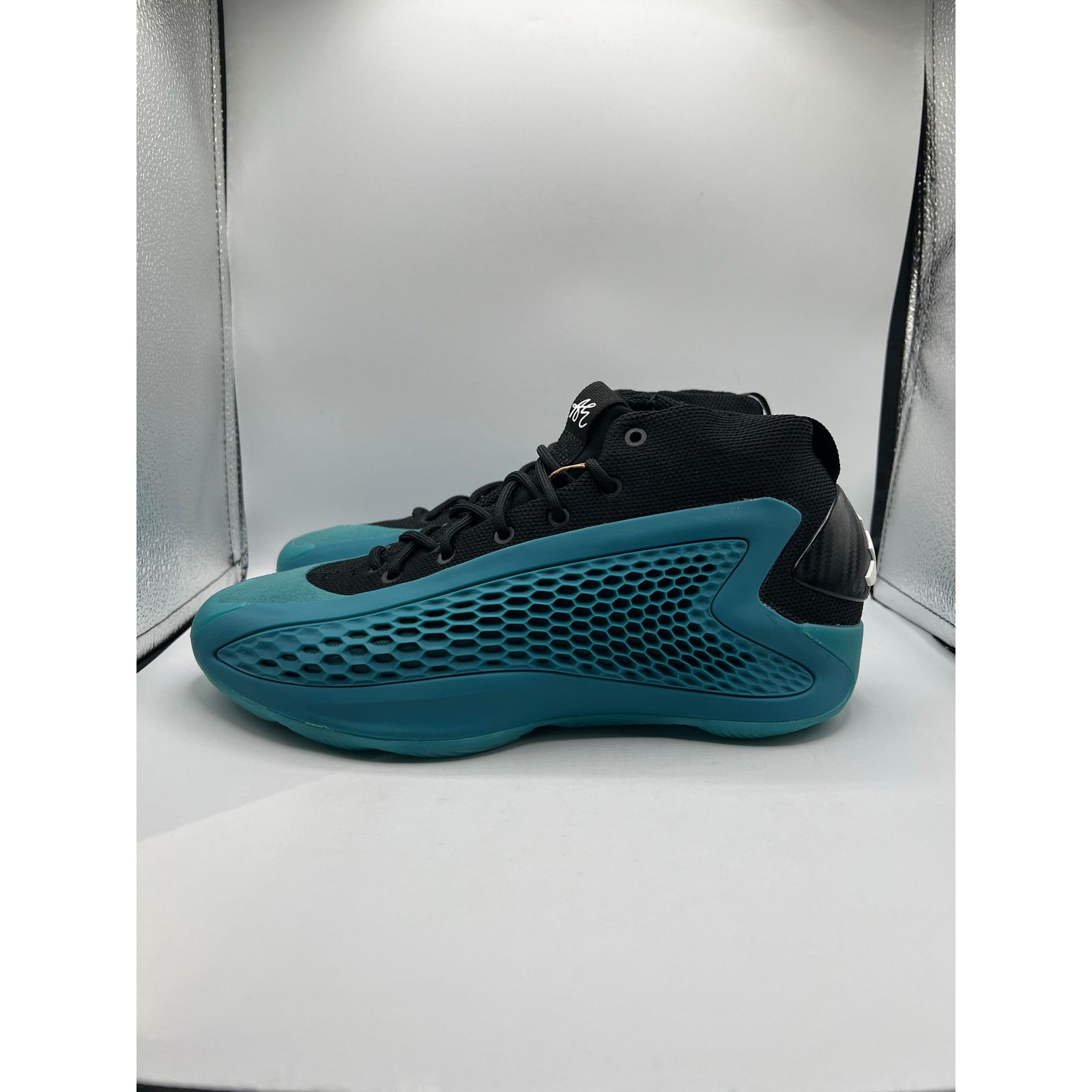 Adidas Adidas AE 1 J “New Wave” size 7y Size US 7 / EU 40 - 1 Thumbnail