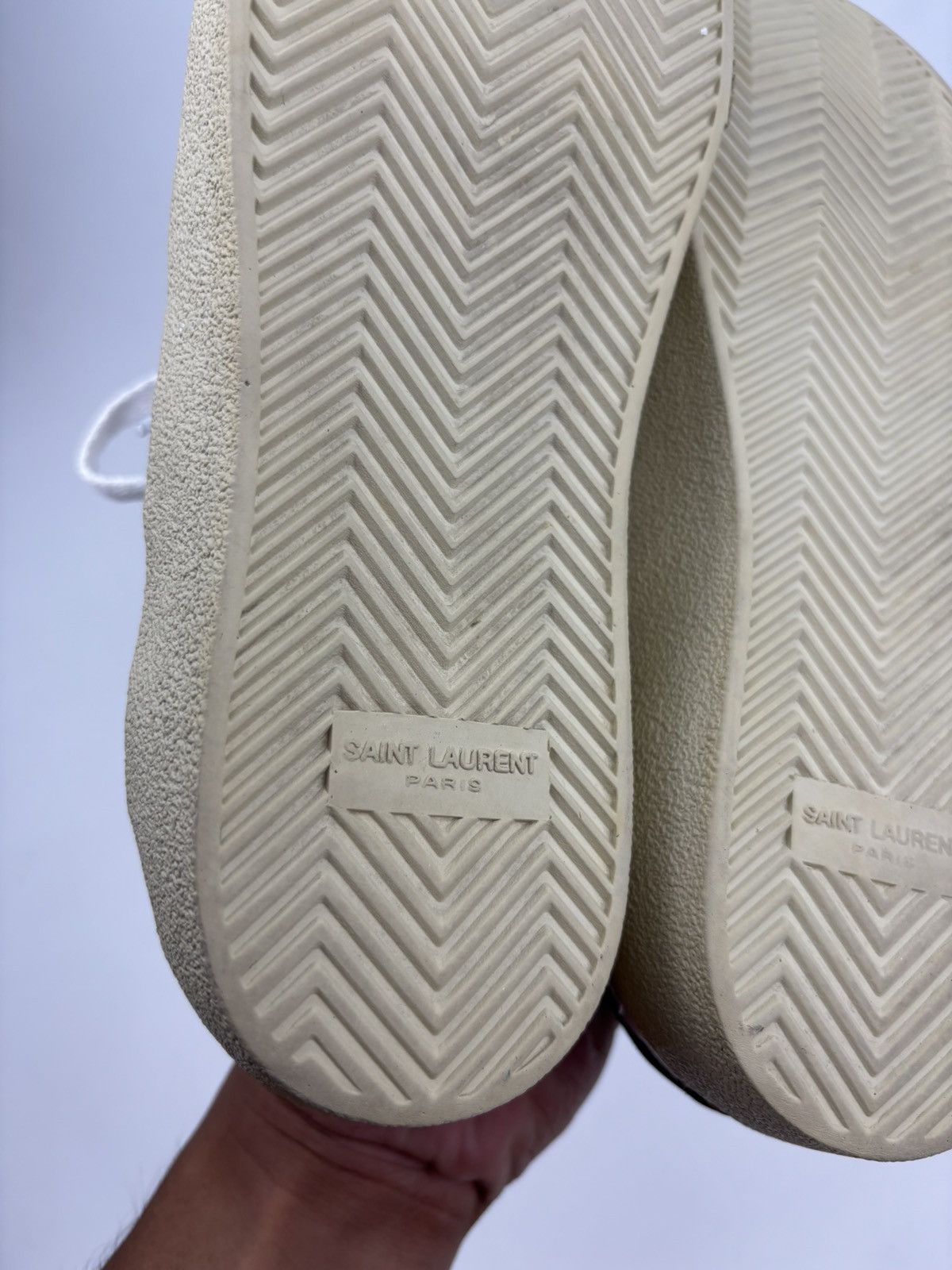 Saint Laurent Paris Saint Laurent Star Patch Low Top Sneakers Size US 9 / IT 39 - 9 Thumbnail