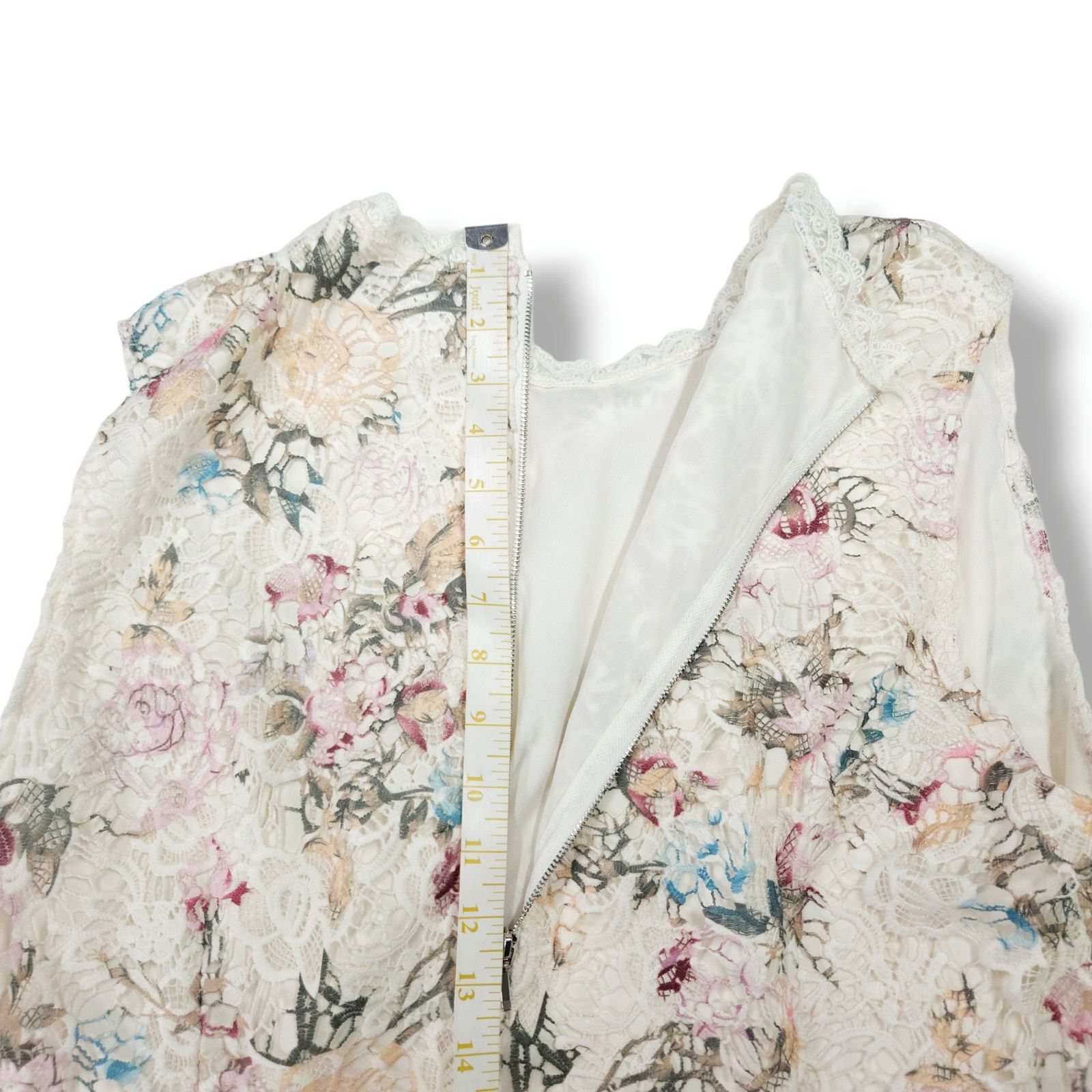 Nanette Lepore Nanette Lepore Floral Lace Top Ivory Pink Scalloped Neck XL Size XL / US 12-14 / IT 48-50 - 7 Thumbnail