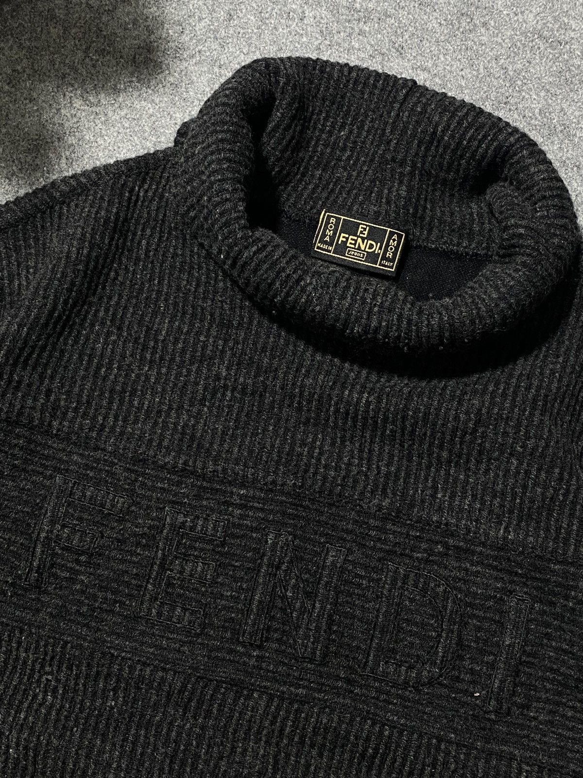 Vintage Fendi big logo turtleneck sweater made in Italy