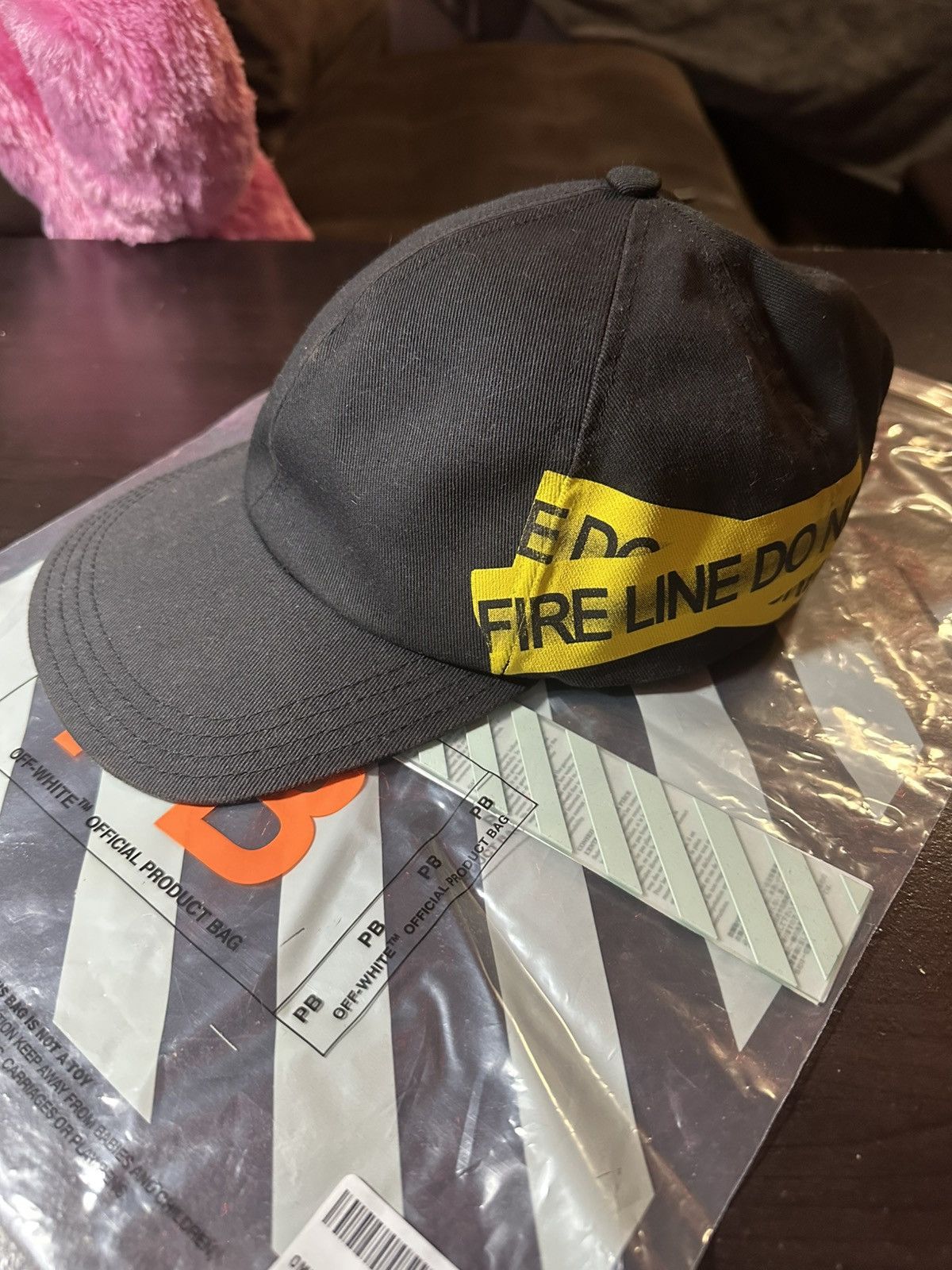 Off-White Off-White Fire Tape Hat Size ONE SIZE - 1 Thumbnail