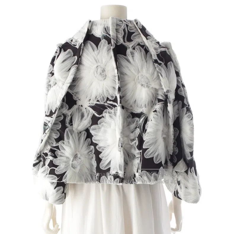 Comme des Garcons Comme Des Garcons Black and white vintage flower top Size XS / US 0-2 / IT 36-38 - 4 Thumbnail