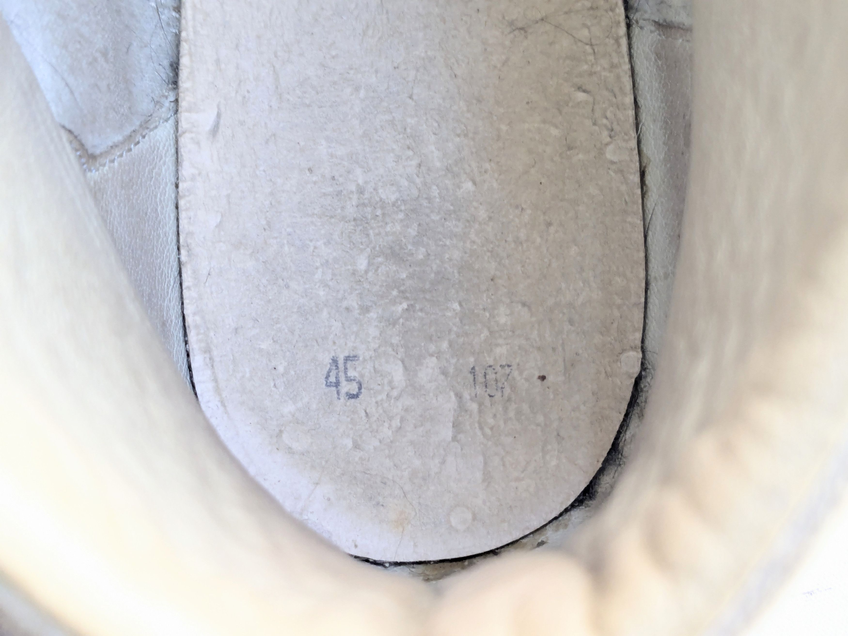 Maison Margiela Maison Margiela Replica GAT White Gray 12 45 High Tops Size US 12 / EU 45 - 8 Thumbnail