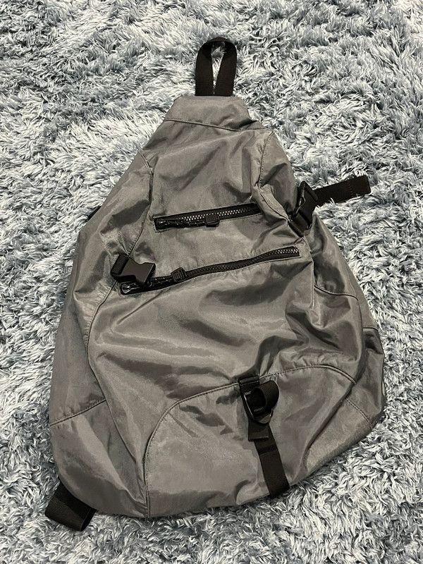 Vintage Y2K Gap Sling Crossbody Bag Backpack Gray Gorpcore in Grey, Men's