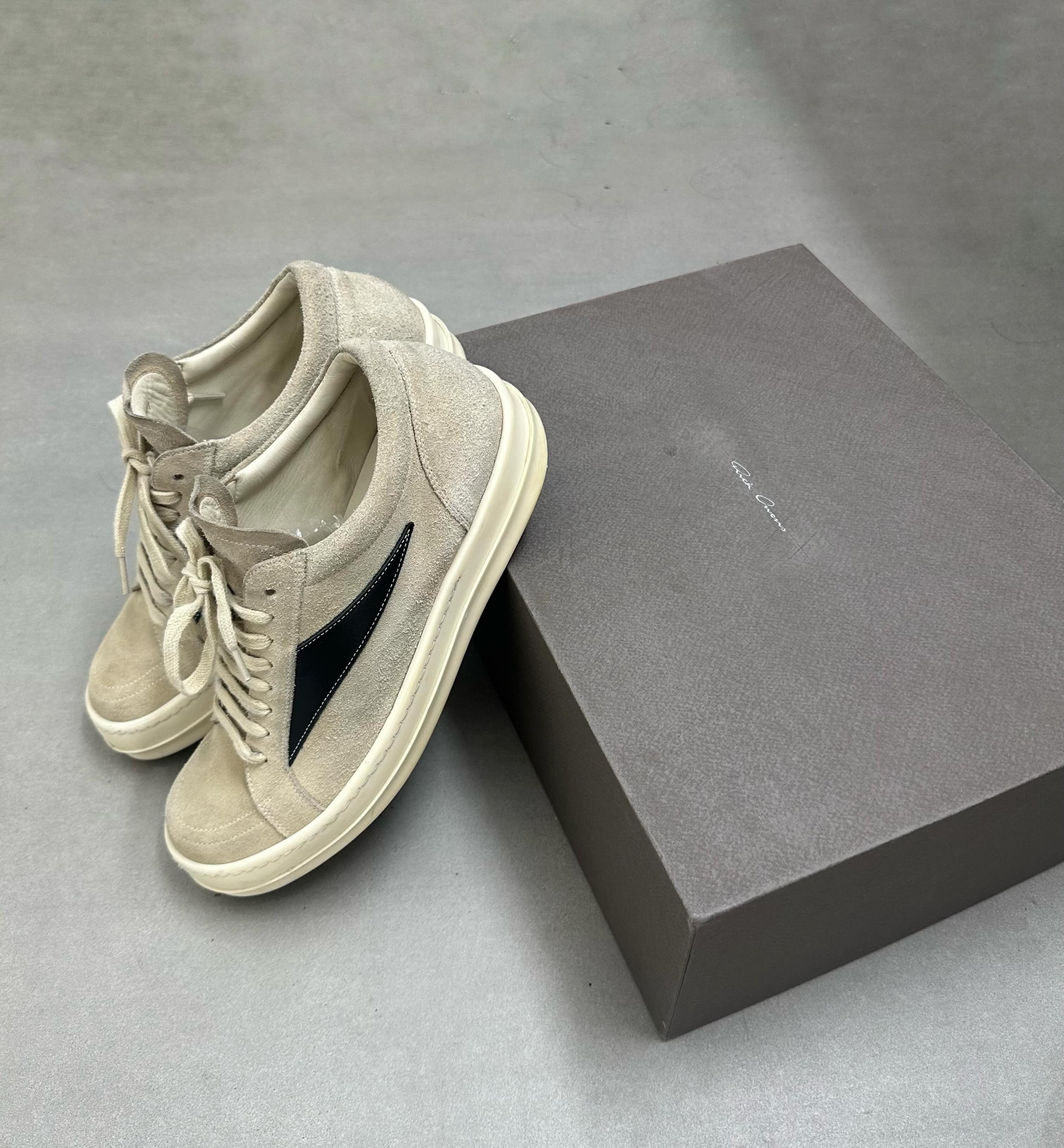 Rick Owens VINTAGE RUNNER LACE UP SNEAKERS -- ICONIC -- WITH OG