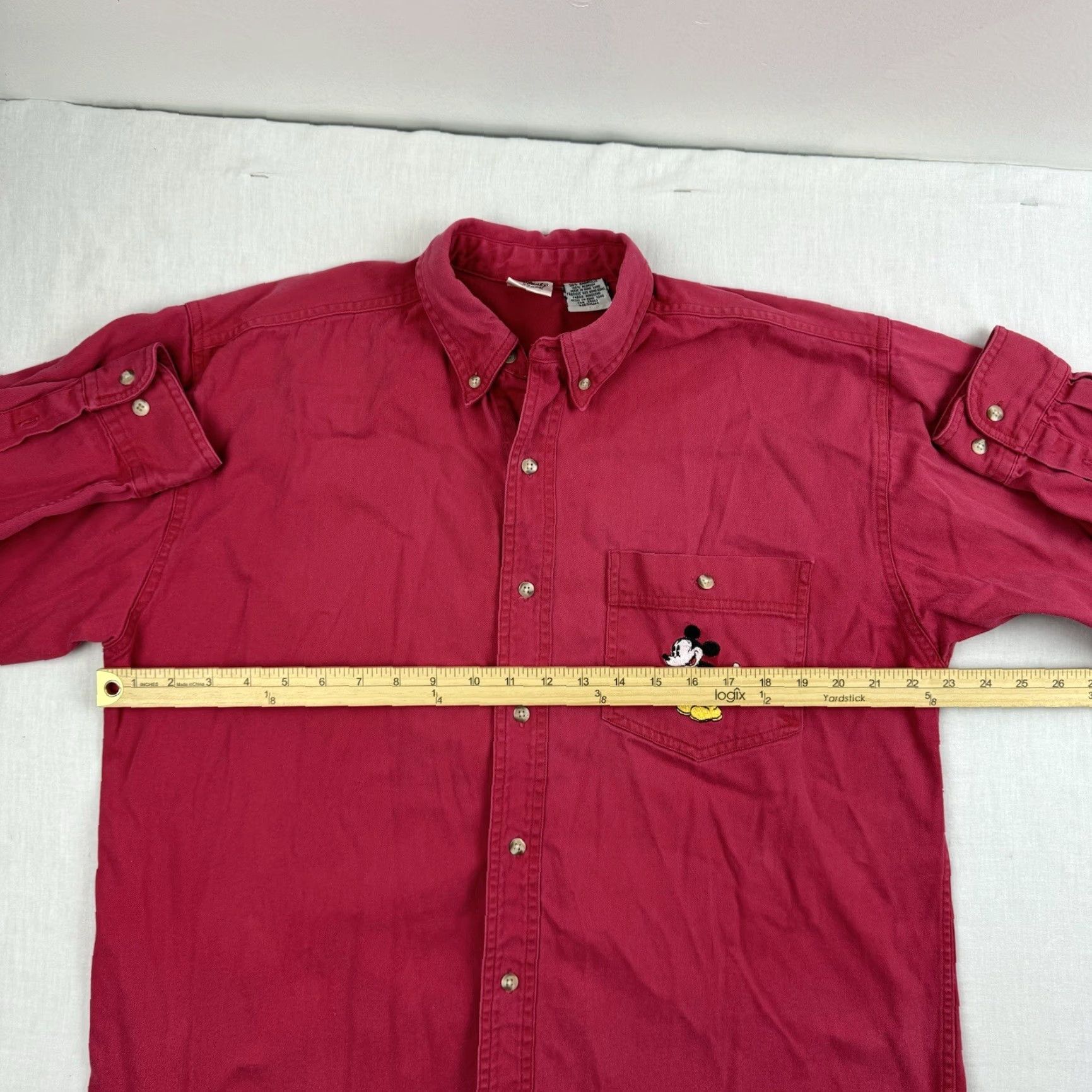 Disney VINTAGE Disney Mickey Mouse Button-Up Shirt Men M Red 90s Collared Casual Buttons Disney World Store Size US M / EU 48-50 / 2 - 6 Thumbnail