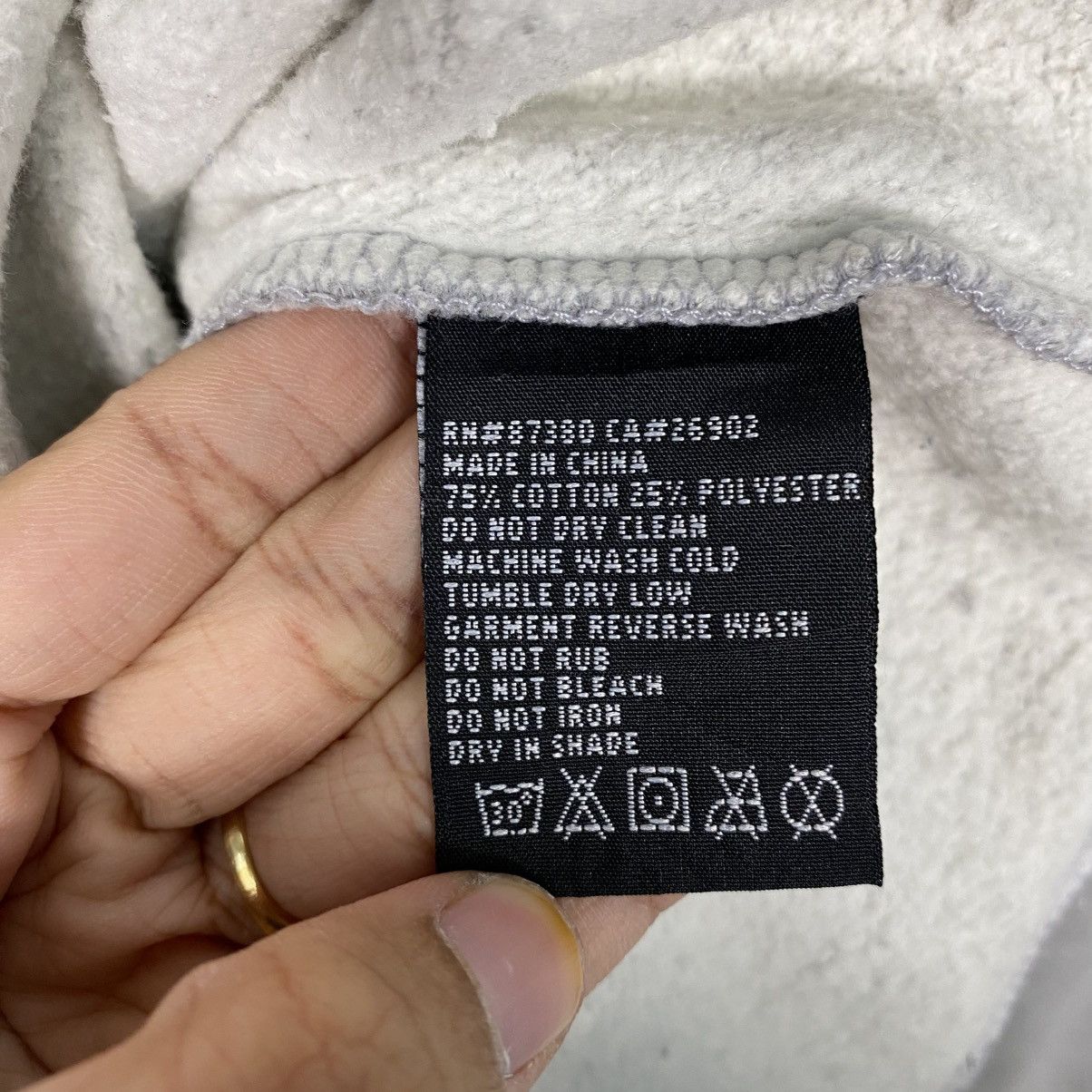 Japanese Brand 📌Vintage Sweatshirt Burton Snowboards Big Logo Size US L / EU 52-54 / 3 - 16 Thumbnail