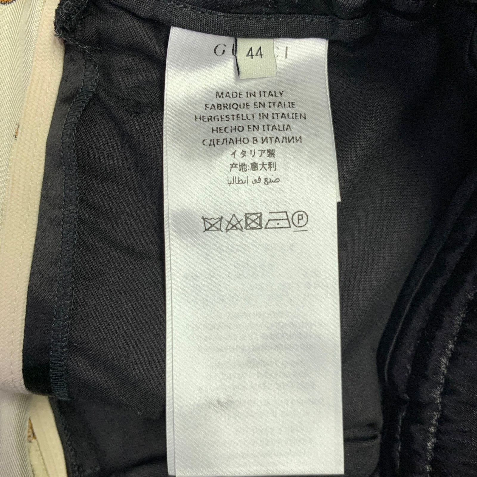 Gucci Size 28 Black Beige Monogram Acorns Acetate Joggers Shorts Size US 28 / EU 44 - 5 Thumbnail