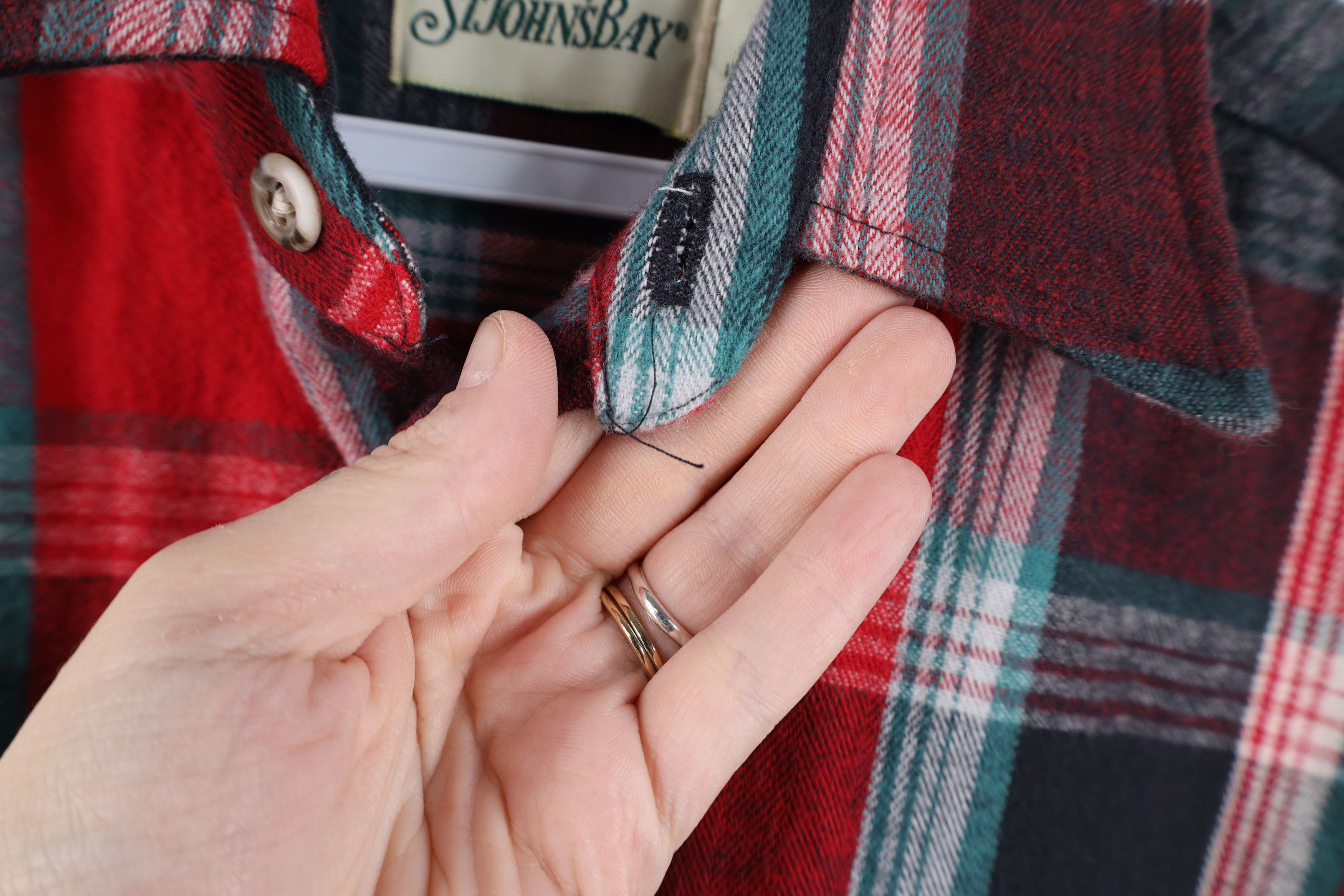 Vintage Vintage 90s Streetwear Heavyweight Button Shirt Plaid Size US S / EU 44-46 / 1 - 6 Thumbnail