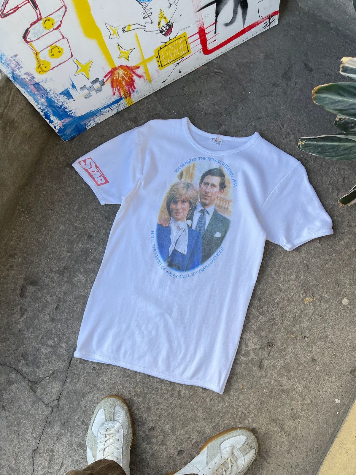 Vintage Vintage 1981 Royal Wedding Princess Diana T Shirt Original Size M / US 6-8 / IT 42-44 - 3 Thumbnail