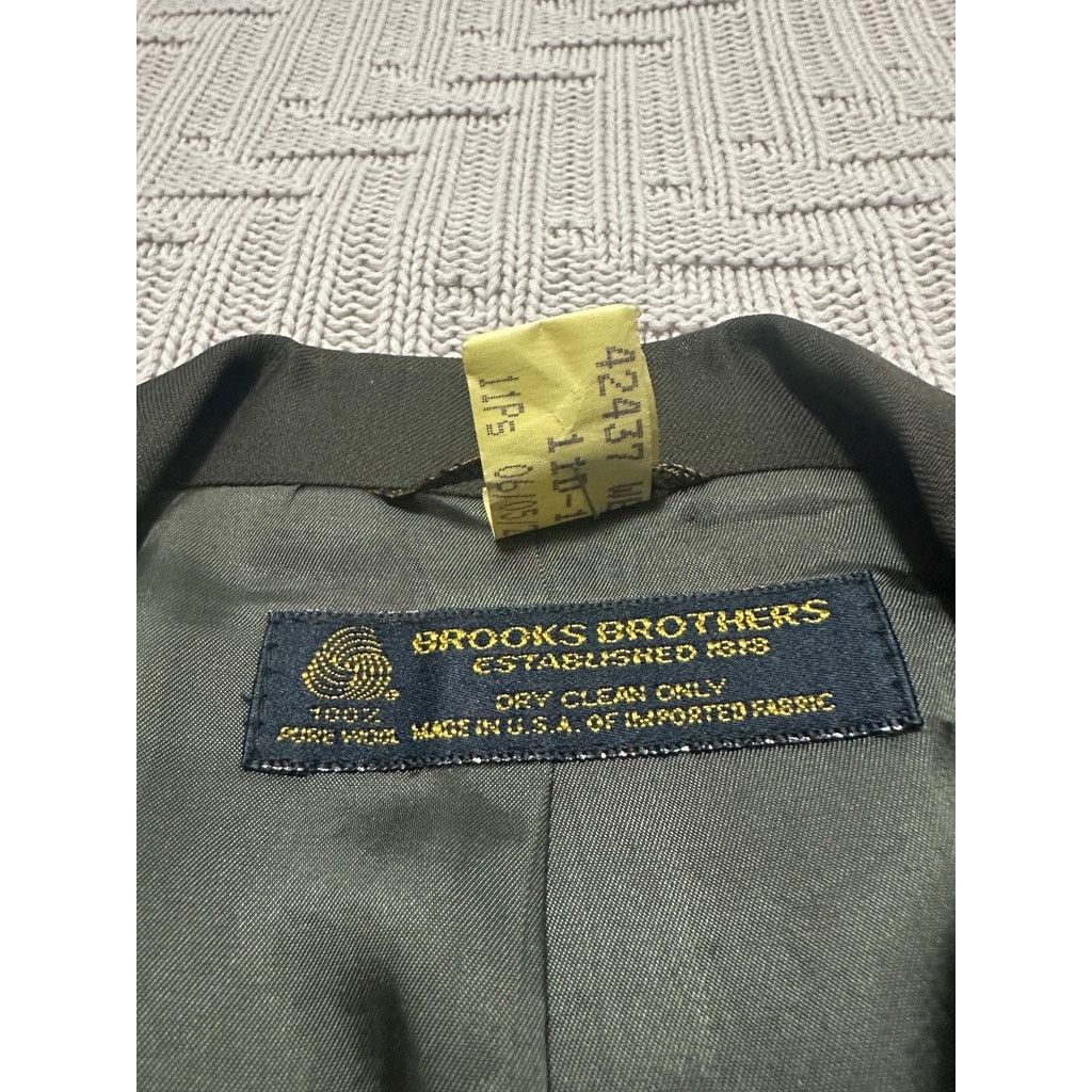 Brooks Brothers Brooks Brothers olive green two button wool blazer size 45R Size 44R - 4 Thumbnail
