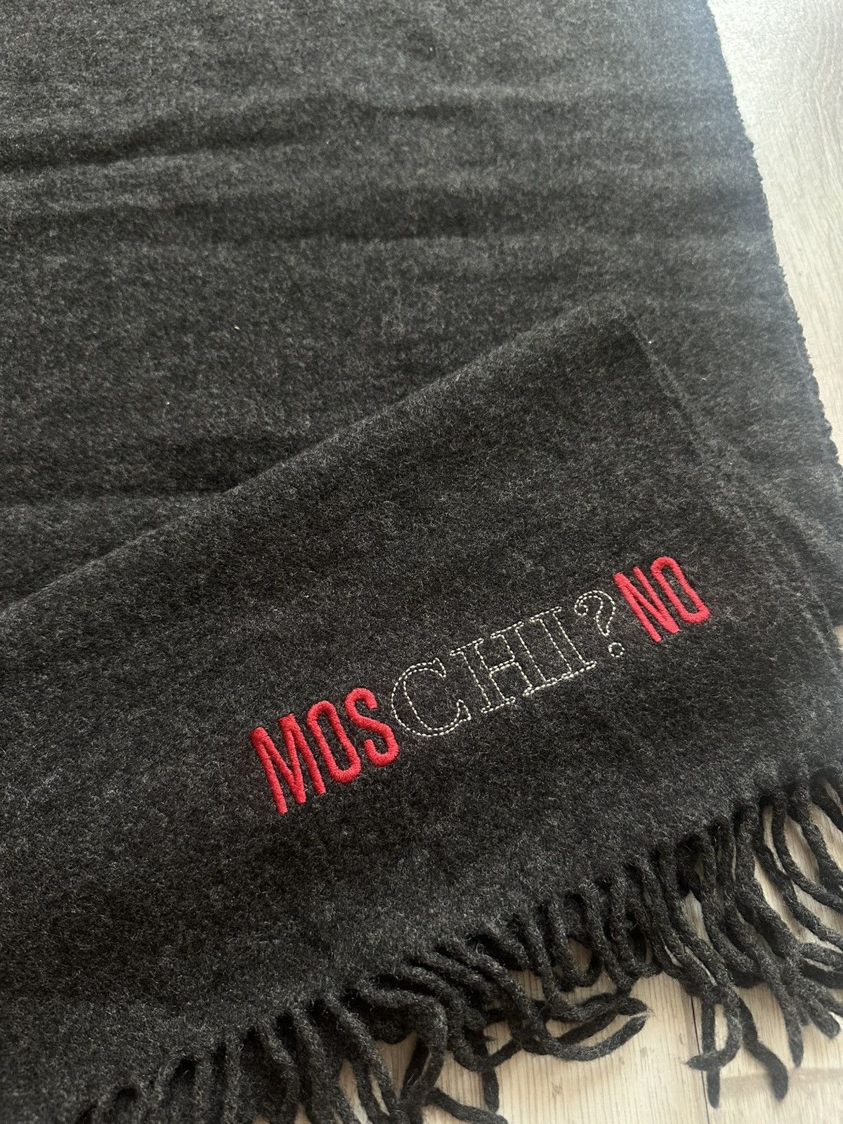 Moschino Moschino Scarf Size ONE SIZE - 2 Thumbnail