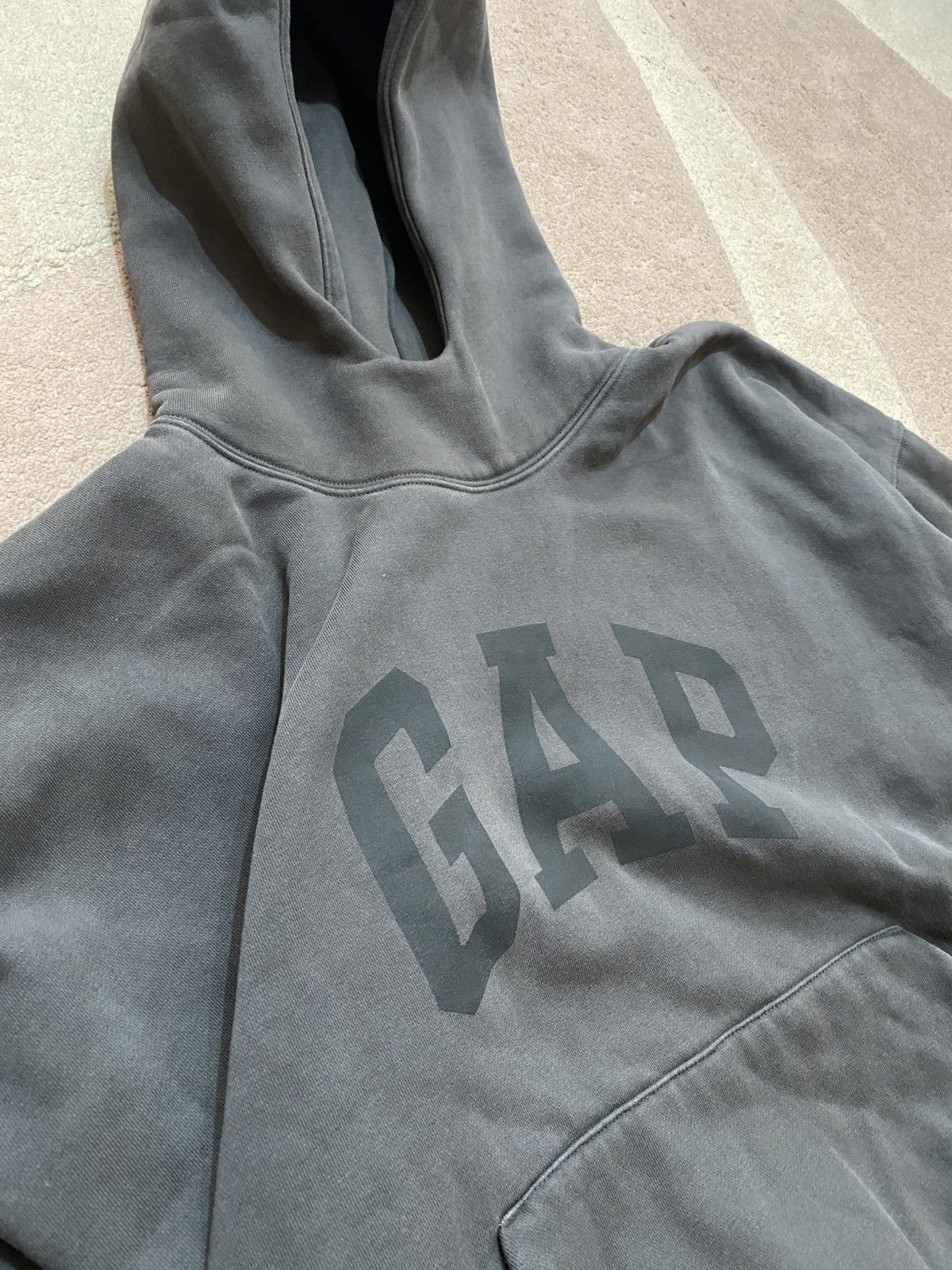 Balenciaga × Gap × Kanye West Yeezy gap Balenciaga Kanye West dove hoodie Size US S / EU 44-46 / 1 - 9 Thumbnail
