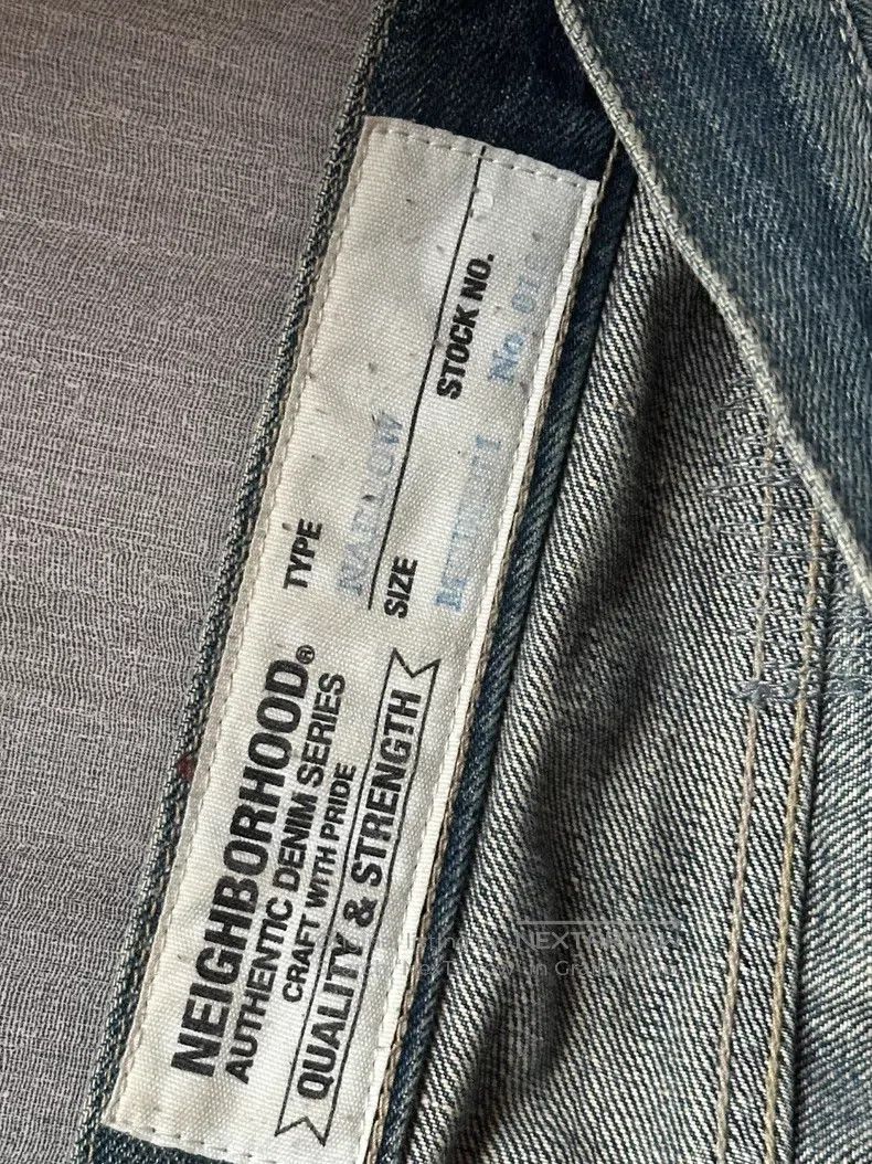 Neighborhood Neighborhood size M Jeans Size US 27 - 2 Thumbnail