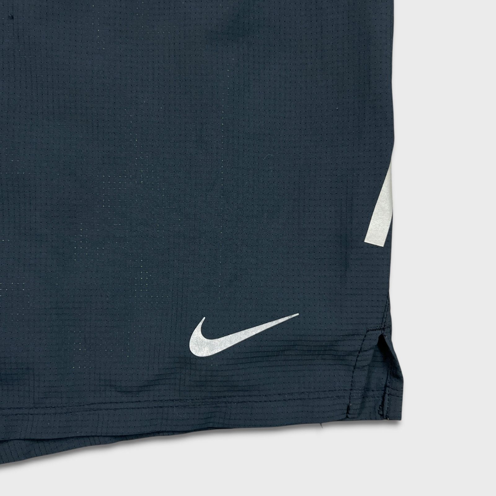 Nike Nike Sportswear Shorts XL Dri Fit 3M Swoosh Running Athletic Size US 32 / EU 48 - 3 Thumbnail