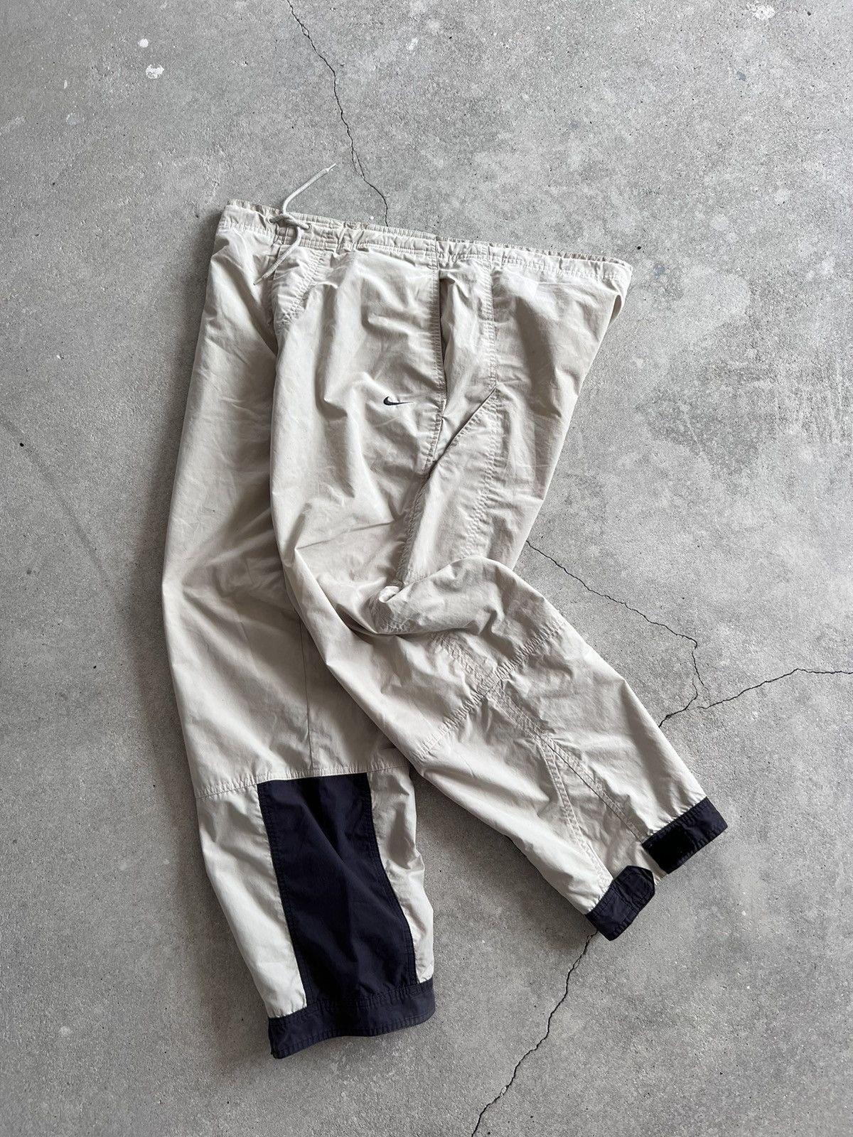 Nike × Vintage Vintage Nike Track Pants Baggy Size US 34 / EU 50 - 4 Thumbnail
