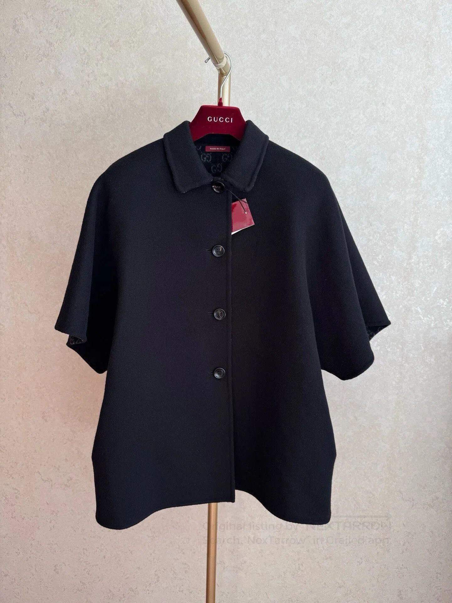 Gucci Gucci Reversible Batwing Cape Coat. Size M / US 6-8 / IT 42-44 - 1 Thumbnail