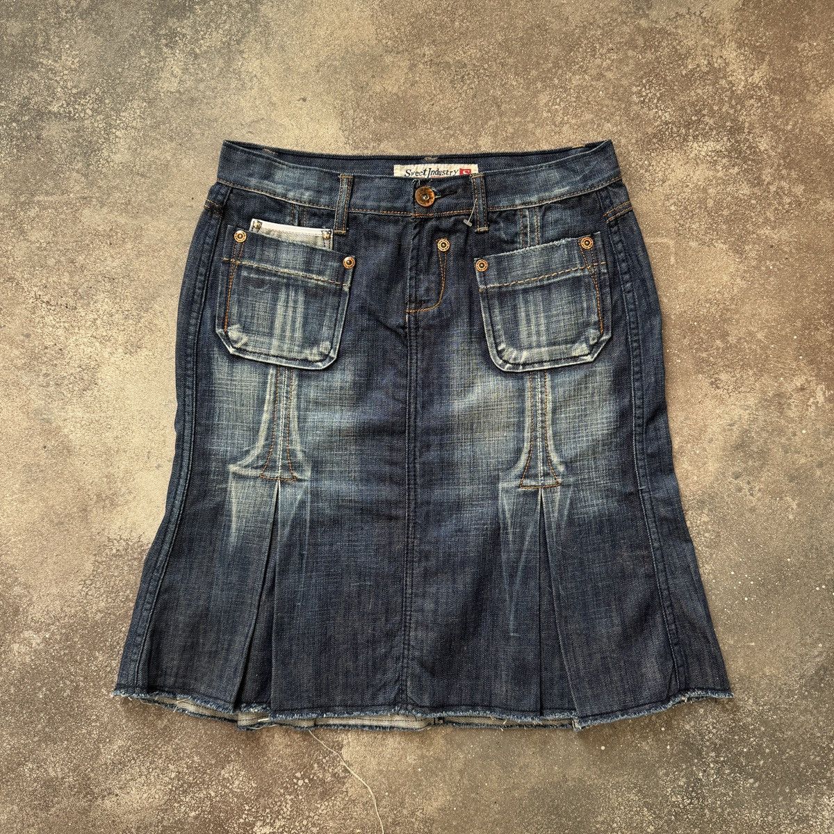 If Six Was Nine Vintage Cargo Pockets Y2K Pleated Denim Mini Skirt Size 28" / US 6 / IT 42 - 1 Thumbnail