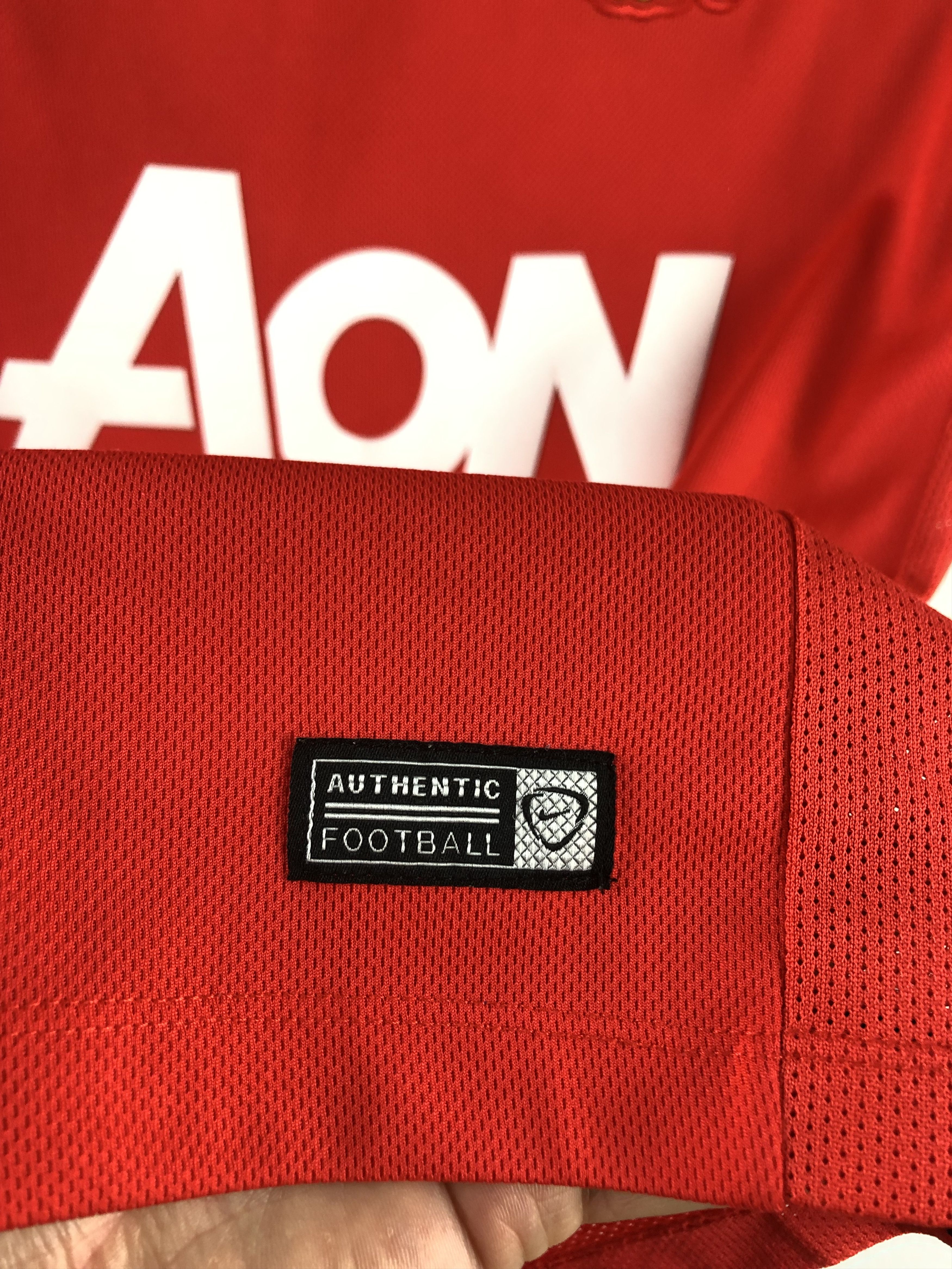 Nike Manchester United Nike Shirt Soccer Jersey Red Mens Trikot Size US S / EU 44-46 / 1 - 7 Thumbnail