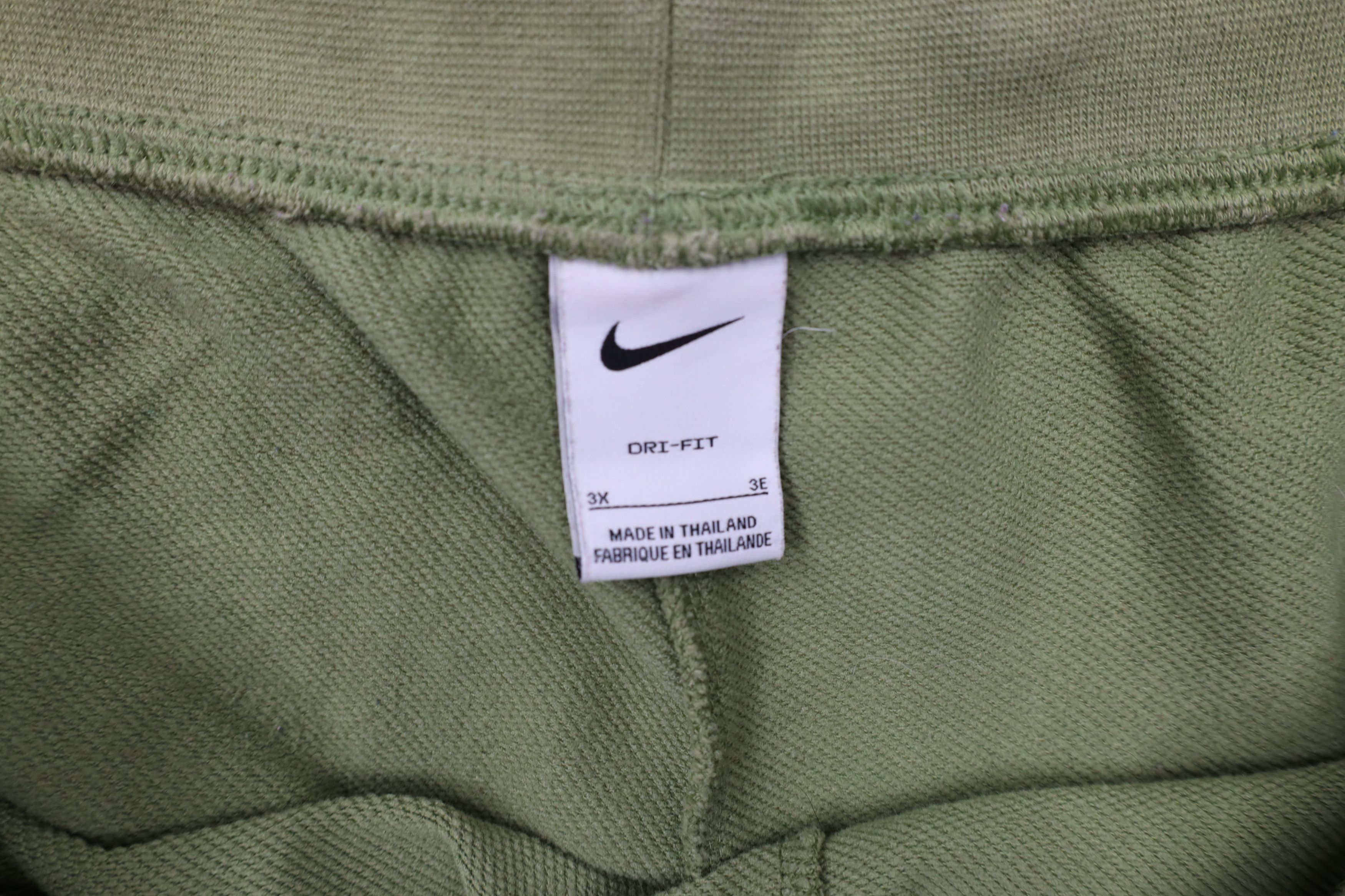 Nike × Vintage Nike Dri-Fit Swoosh Get Fit Cuffed Sweatpants Joggers Green Size 40" / US 18 - 6 Thumbnail