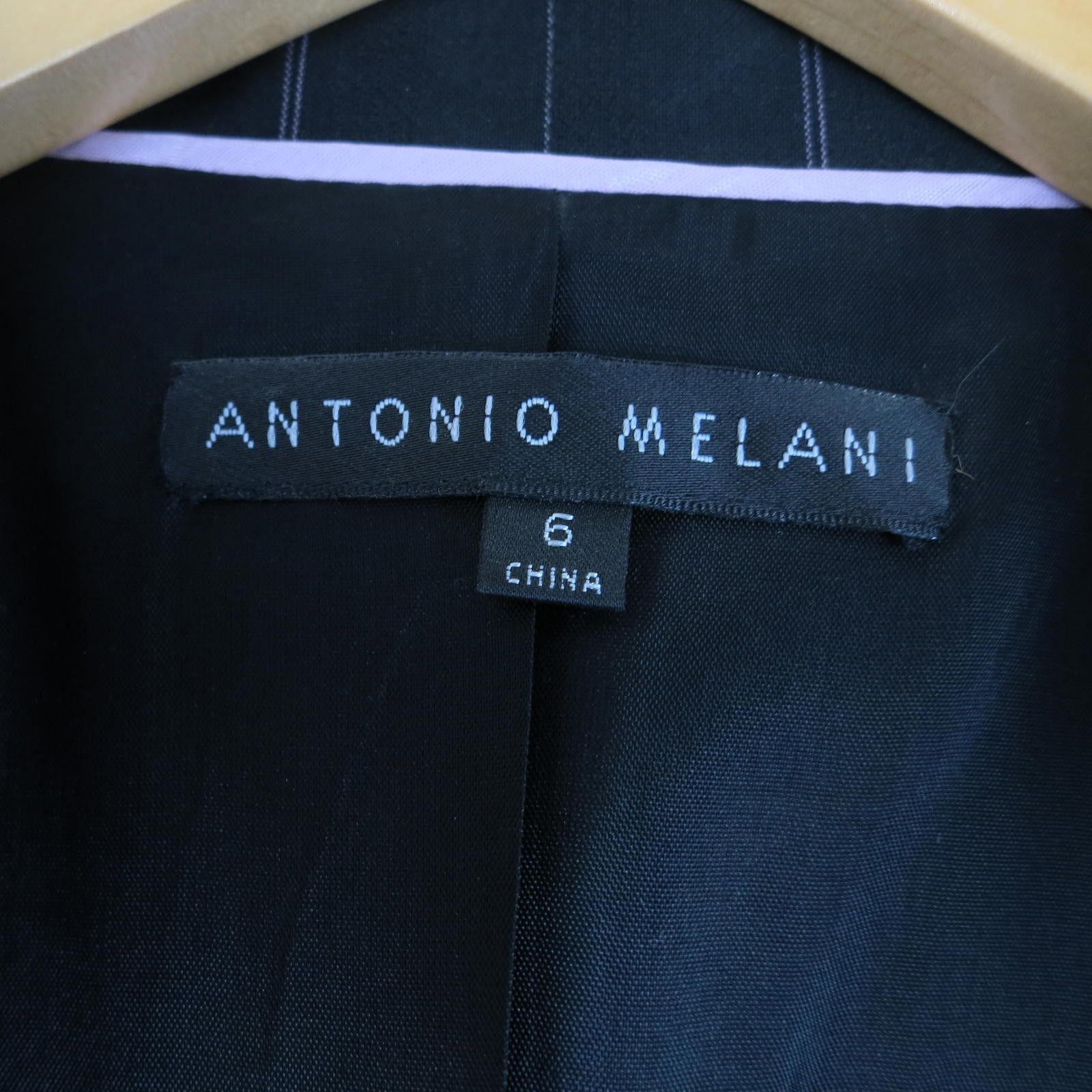 Other Antonio Melani Black Pinstripe Blazer Jacket Size 6 Size M / US 6-8 / IT 42-44 - 4 Thumbnail