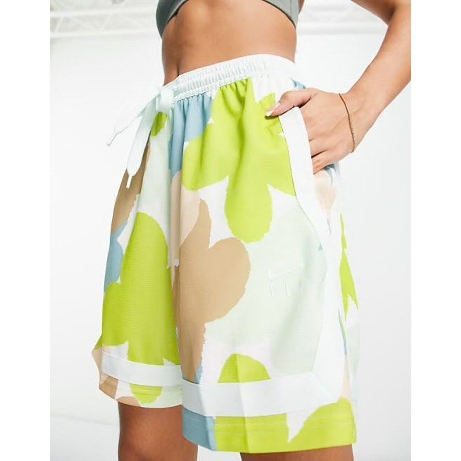 Nike NWT NIKE Dri-Fit Fly Crossover Women's Basketball Shorts SM Size 28" / US 6 / IT 42 - 3 Thumbnail