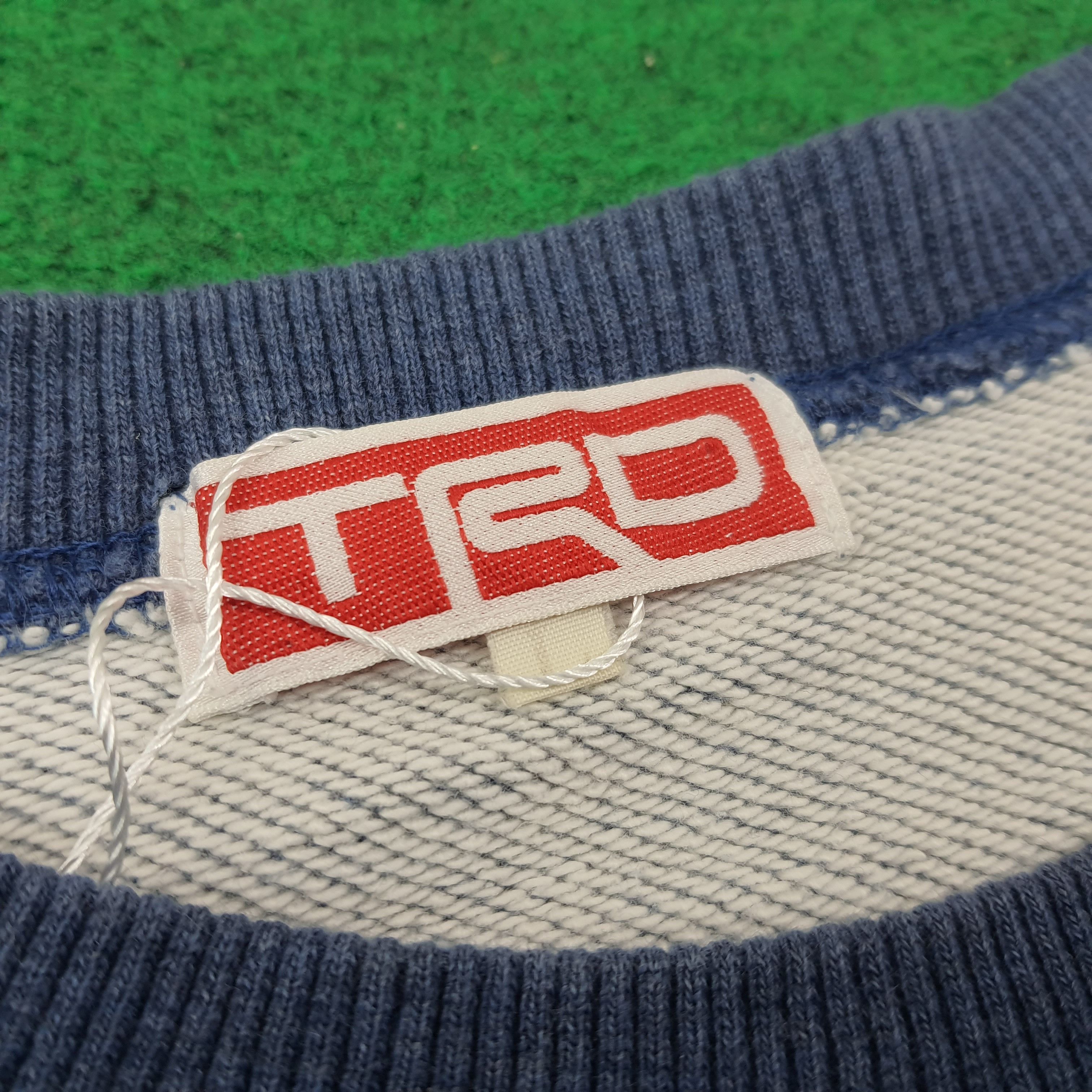 Other Vintage TRD Toyota Japan Motorsports Sweatshirt C238N18 Size US L / EU 52-54 / 3 - 4 Thumbnail