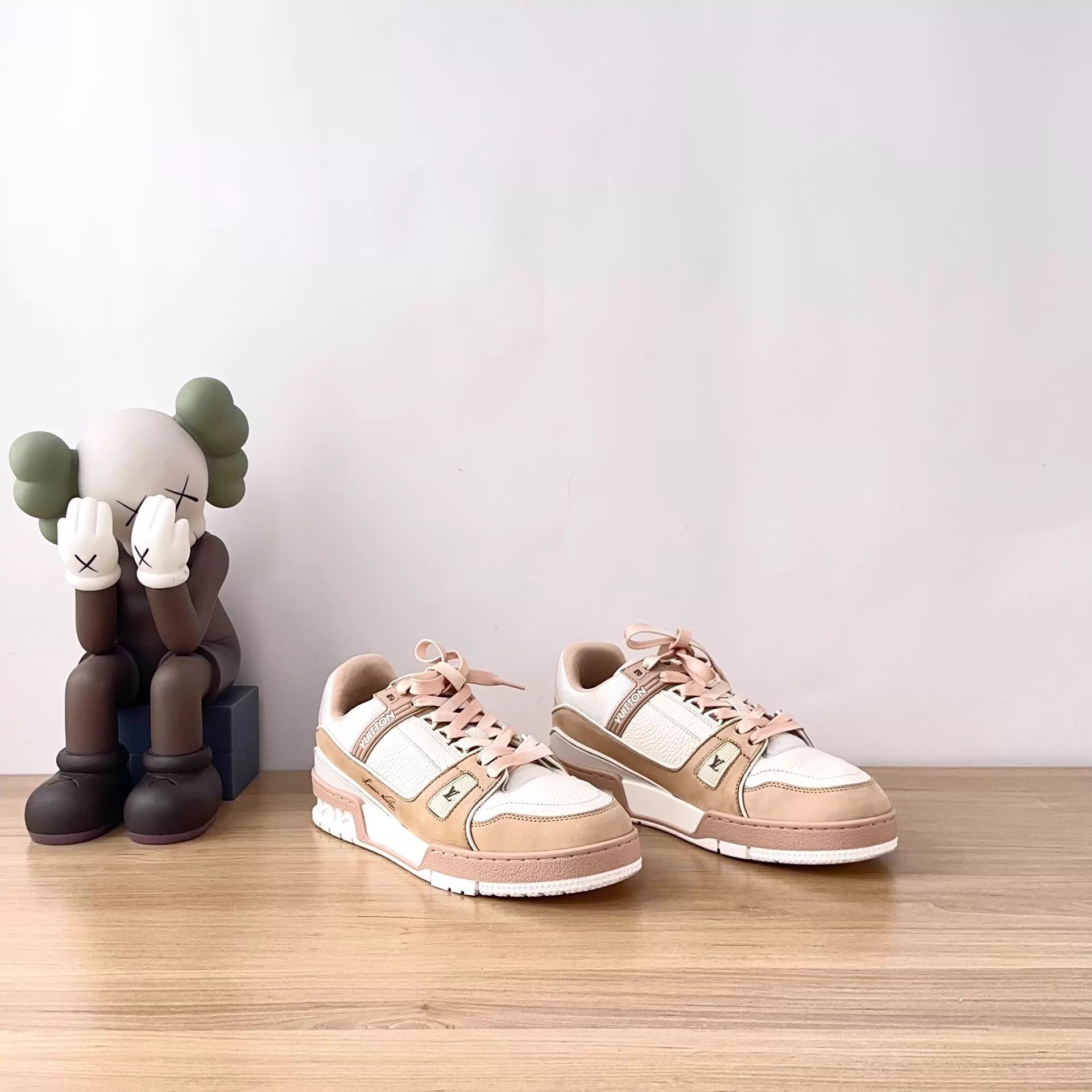 Louis Vuitton Louis Vuitton Women's 38.5 EU Shoes Size US 8 / IT 38 - 6 Thumbnail