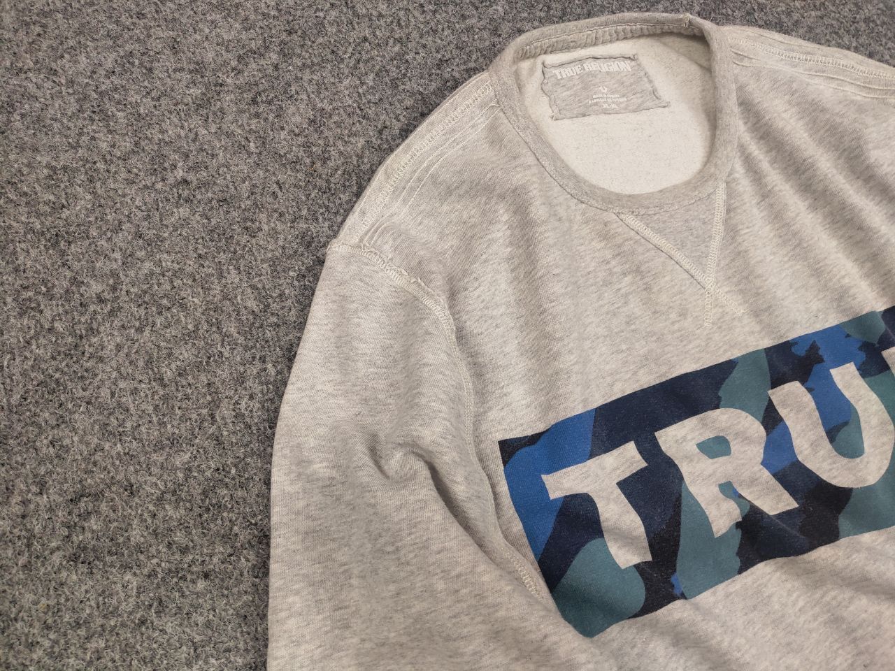 True Religion Vintage True Religion Logo Fleece Crew Chek Sweatshirt Size US XL / EU 56 / 4 - 7 Thumbnail