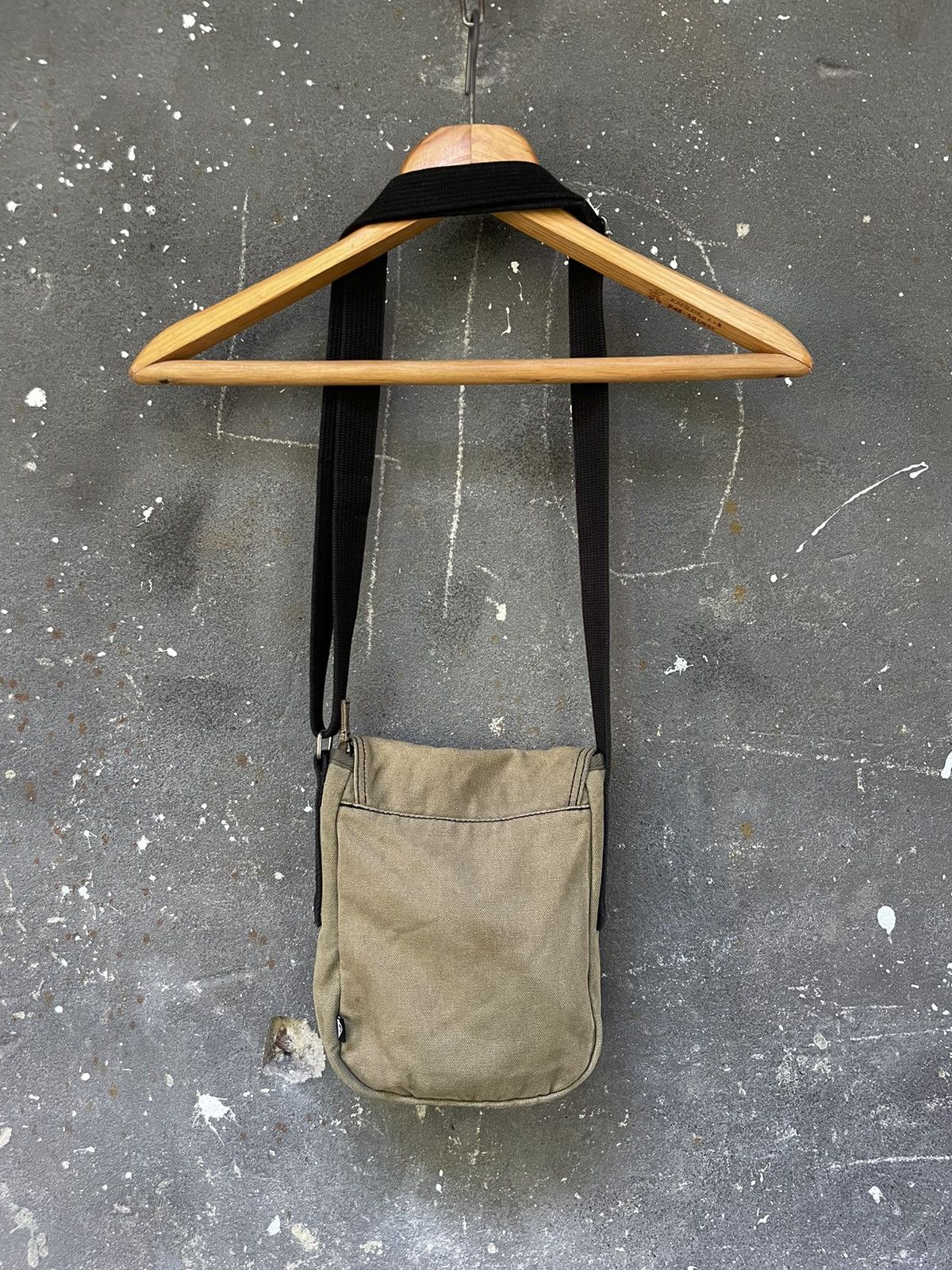 Quiksilver Vintage 00’s Quiksilver Bag Y2K Beige Messenger Surf Style Size ONE SIZE - 7 Thumbnail