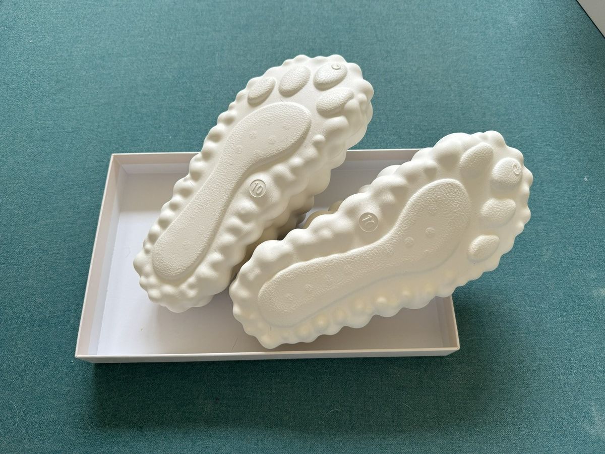 Other Euphoric Supply Cloud Slipper Size US 10 / EU 43 - 2 Thumbnail