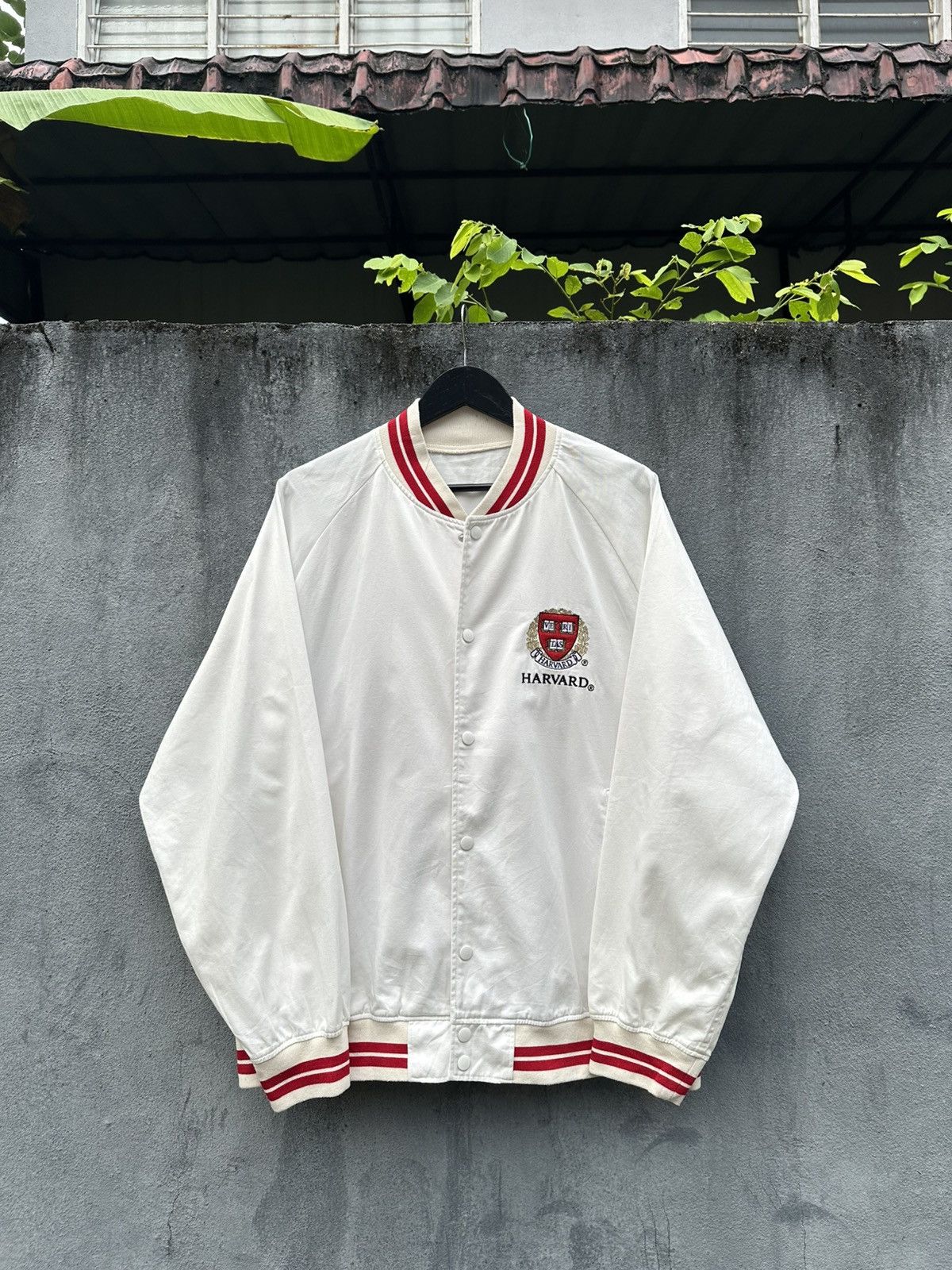Japanese Brand 👹GU X Harvard University Bomber Jacket Size US XL / EU 56 / 4 - 1 Thumbnail
