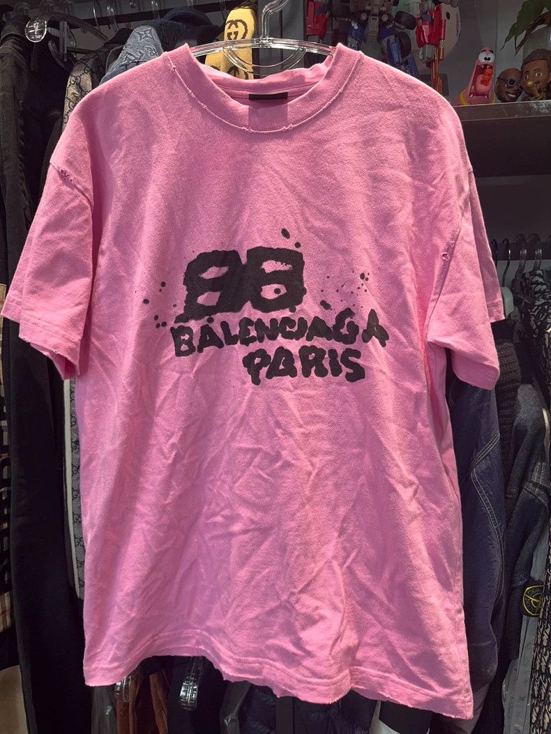 Balenciaga Balenciaga Pink Graffiti Letter Short Sleeve 2501-Nextarrow Size US S / EU 44-46 / 1 - 1 Thumbnail