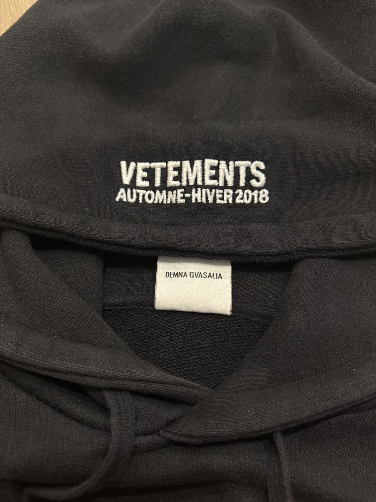 Vetements AW18 Vetements Metal Tour Hoodie Size US M / EU 48-50 / 2 - 5 Thumbnail