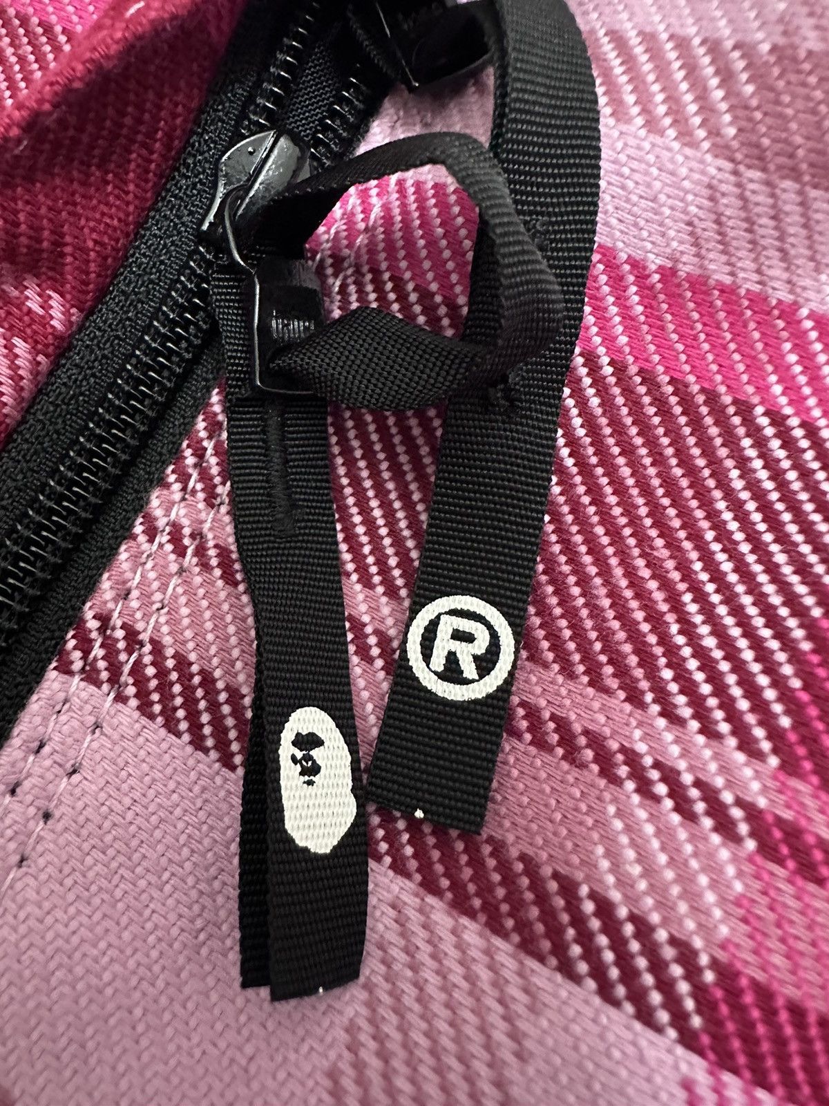 Bape 🇯🇵 A Bathing Ape Checked Boston Duffle Bag Size ONE SIZE - 8 Thumbnail