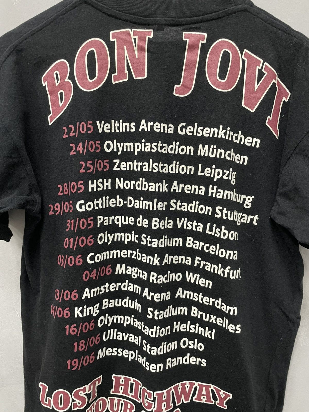 Bon Jovi × Vintage VINTAGE ROCK BAND BONJOVI 2008 tour tee T shirt Size US M / EU 48-50 / 2 - 9 Thumbnail