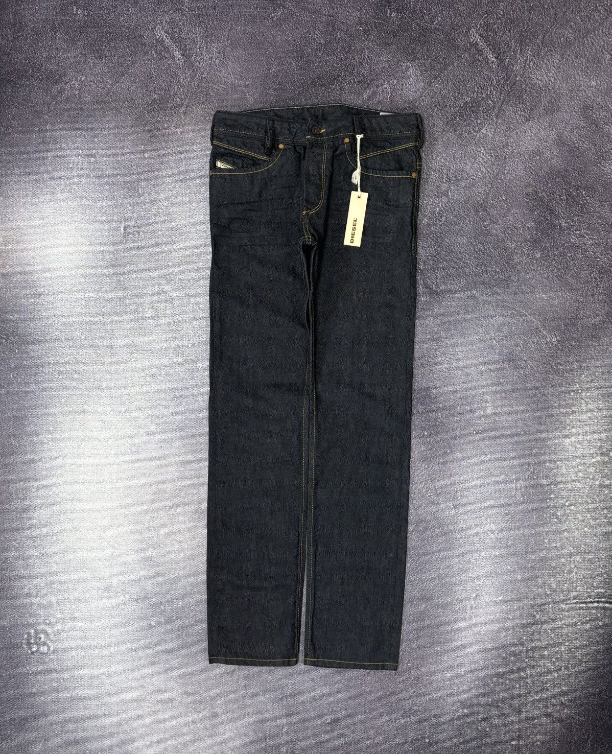 Diesel Diesel Iakop Regular Slim Tapered NWT Navy/Black Denim Jeans Size US 28 / EU 44 - 1 Thumbnail