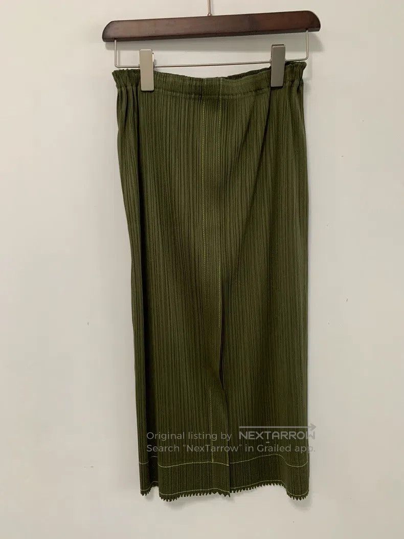 Issey Miyake Issey Miyake size:3 Green Midi Skirt Size 22" - 1 Thumbnail