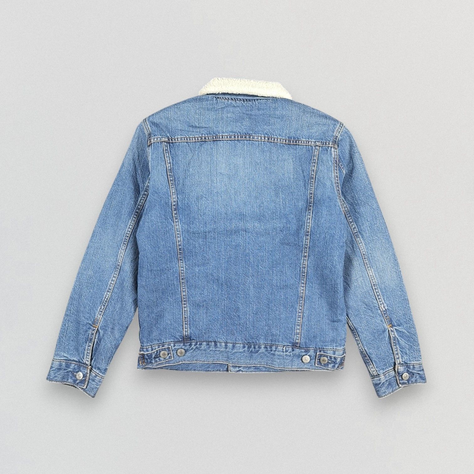 Edwin Edwin Light Blue Denim Trucker Jacket Sherling Lined Size US S / EU 44-46 / 1 - 2 Thumbnail