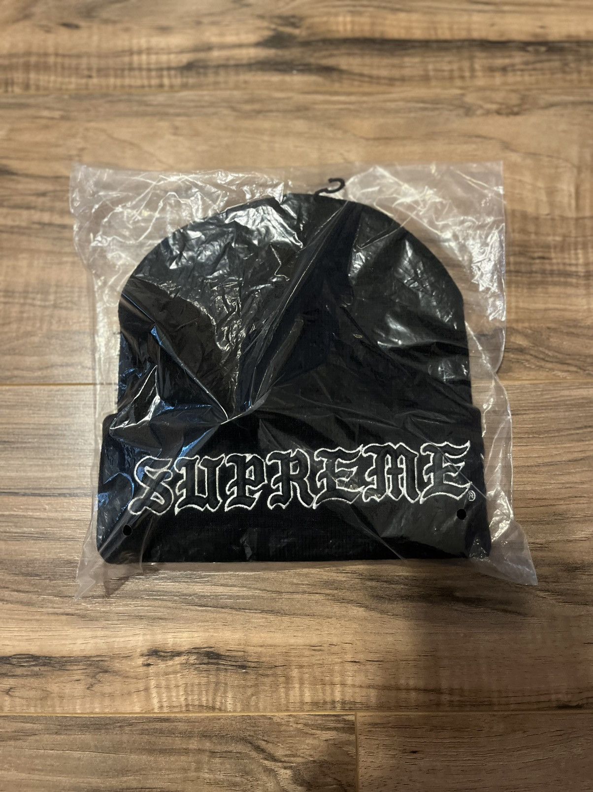 Supreme Supreme Old English Printed Beanie Black | Grailed