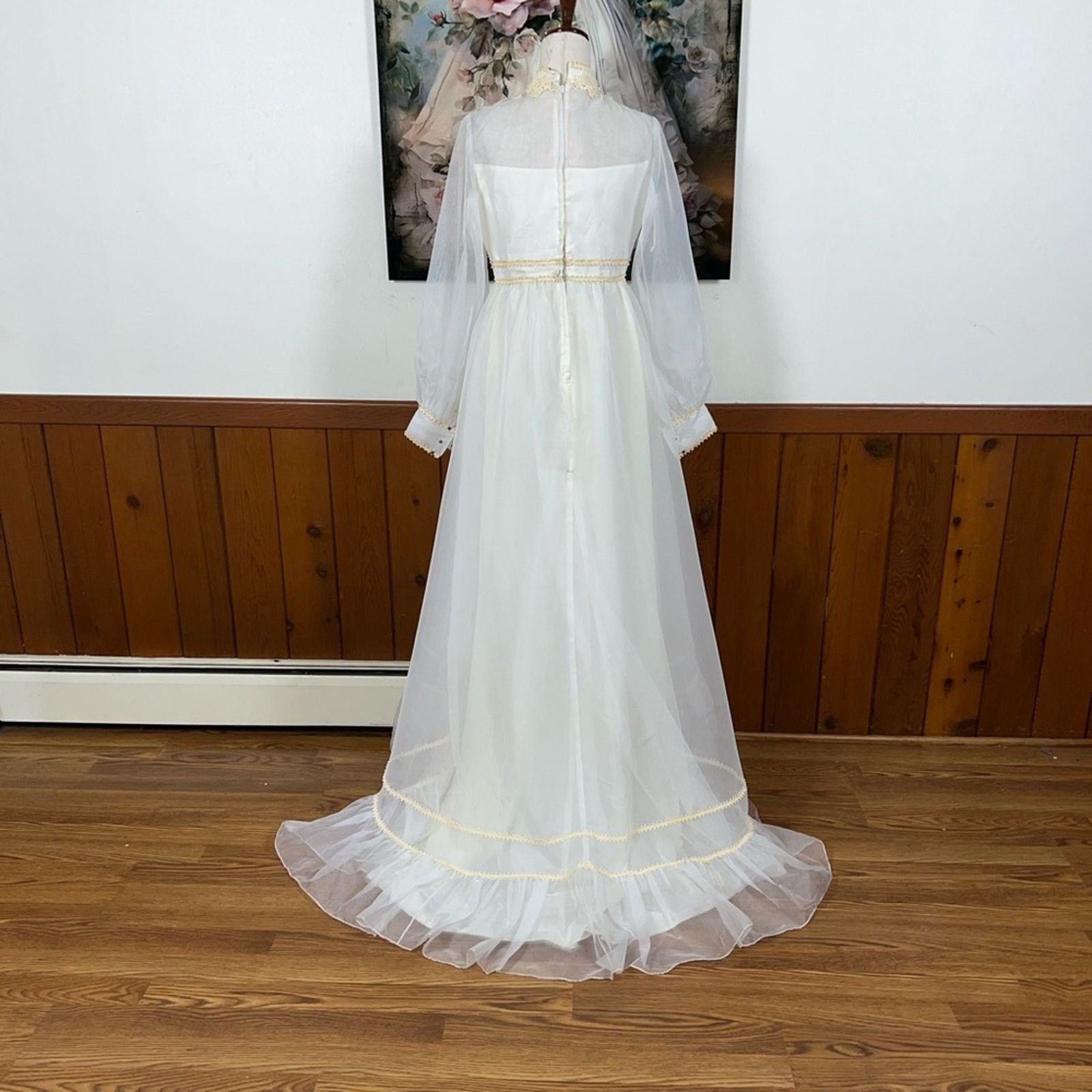 Vintage Pretty Vintage 1970s Organza Wedding Gown! Size L / US 10 / IT 46 - 5 Thumbnail