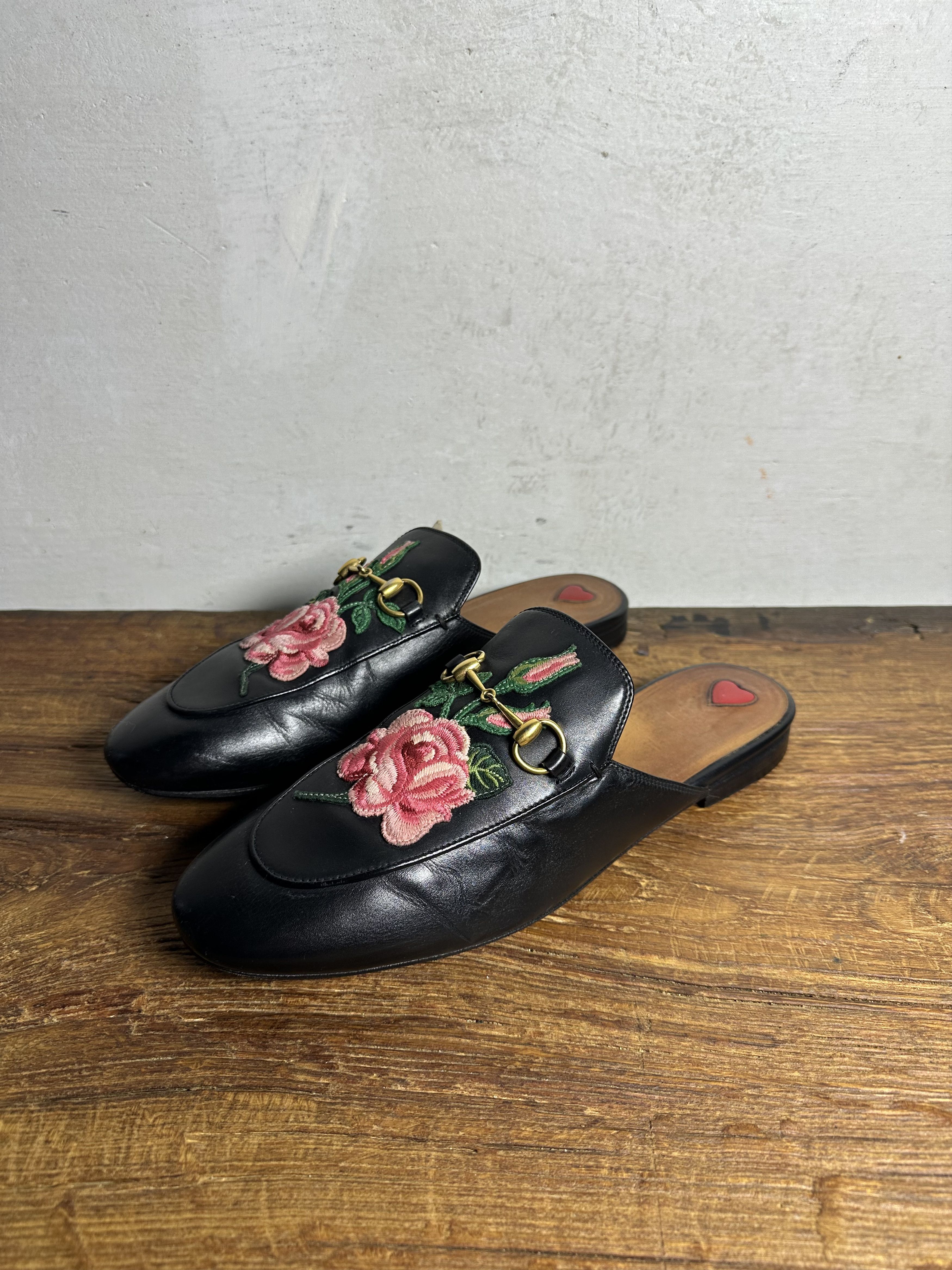 Gucci GUCCI Rose Embroidered Princetown Horsebit Leather Mules Size US 10 / IT 40 - 1 Thumbnail
