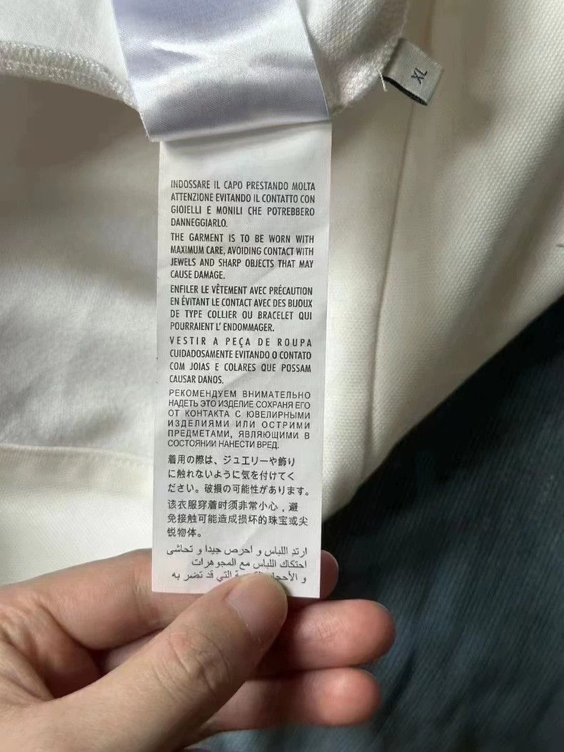 Gucci Gucci Cherry jacket 2501-Nextarrow Size US XL / EU 56 / 4 - 5 Thumbnail