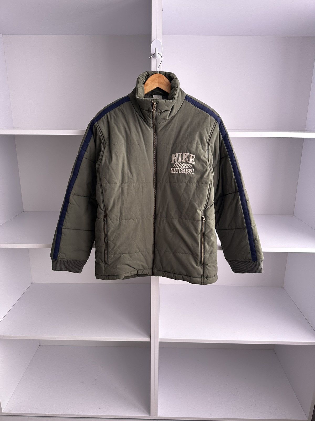 image of Vintage Nike Athletic Khaki Heavy Puffer Jacket, Men's (Size Small)